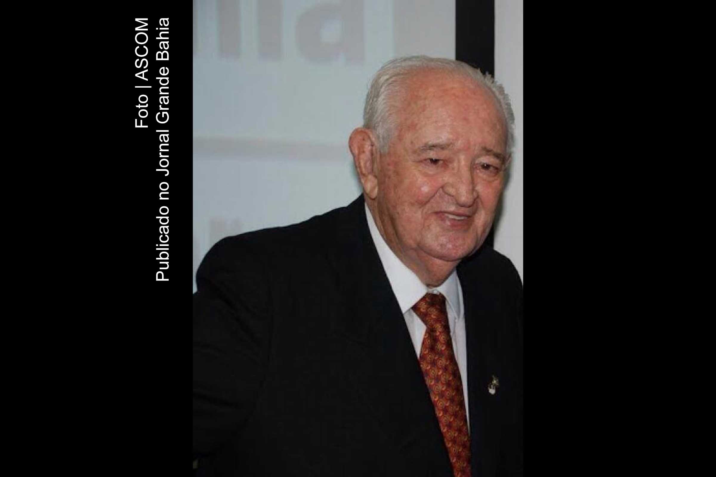 Ex-governador da Bahia Antonio Lomanto Júnior falece aos 90 anos. Político experiente, exerceu mandatos de 1947 a 1996.