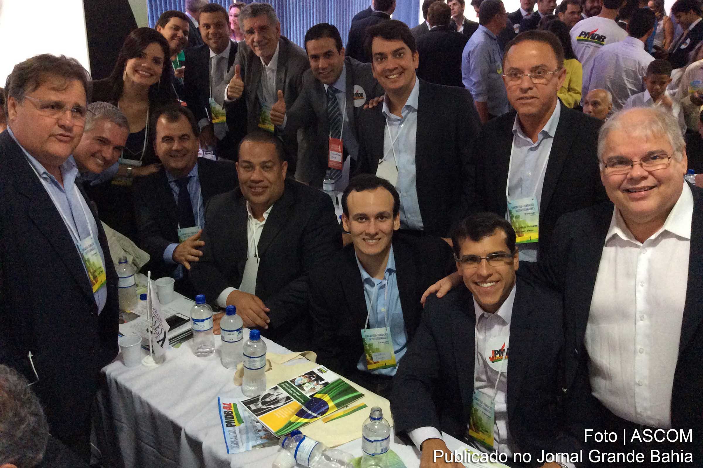 Geddel Vieira Lima (direta) e Lúcio Vieira Lima (esquerda) durante Congresso da FUG.
