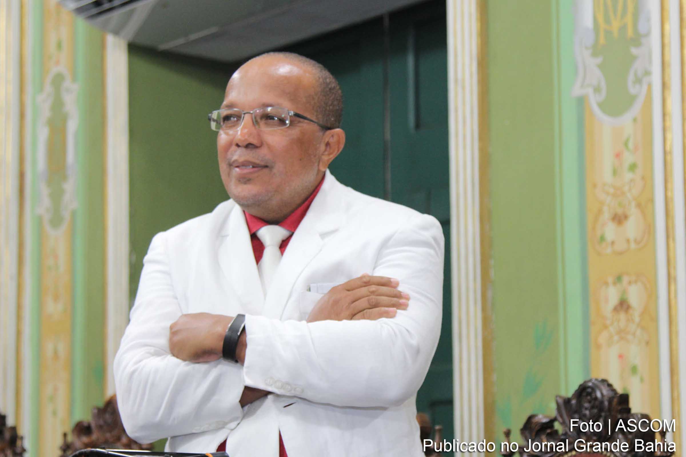 Vereador Luiz Carlos Suíca critica processo de impeachment.