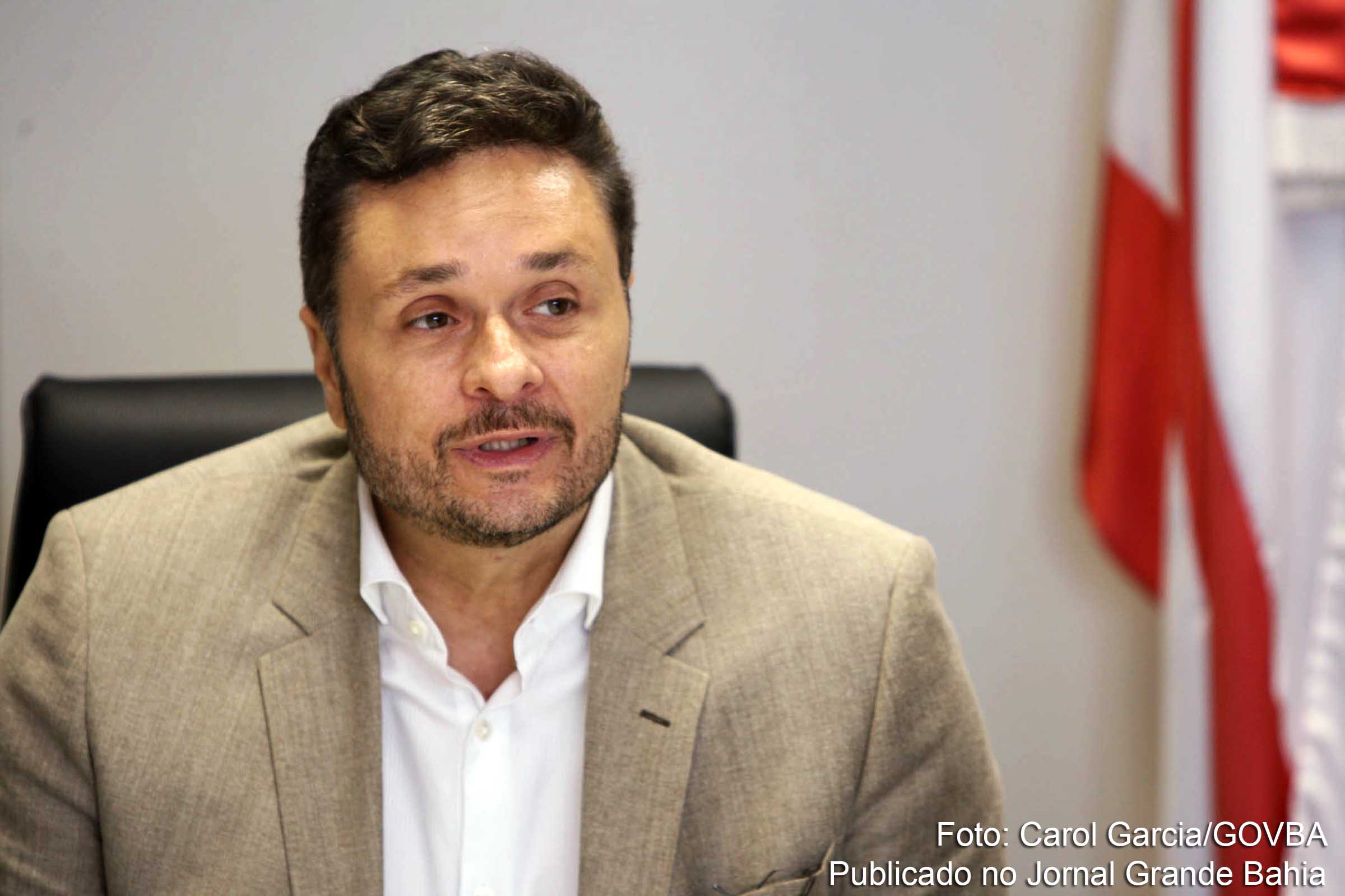 Representantes do Instituto Compliance Bahia apresentaram proposta de regulamentação para o secretário da Fazenda, Manoel Vitório, em reunião nesta quarta-feira (9).