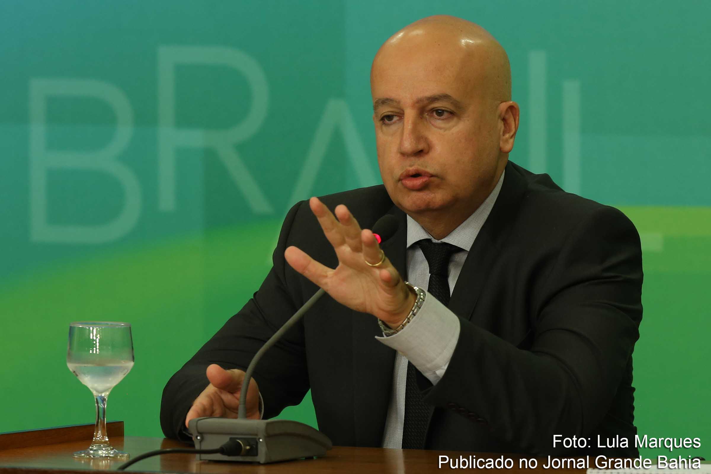 Valdir Simão,ministro do Planejamento.