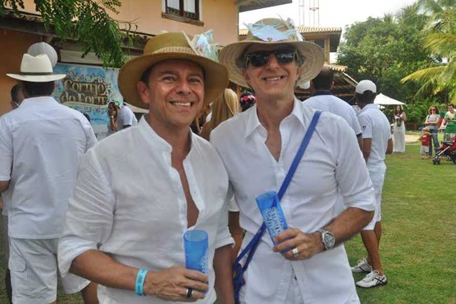 Objetivando reunir amigos e moradores da Praia do Forte e idealizado por Fernando Monteiro e André Zenkner será realizado mais uma vez sábado próximo, o Cortejo do Forte .