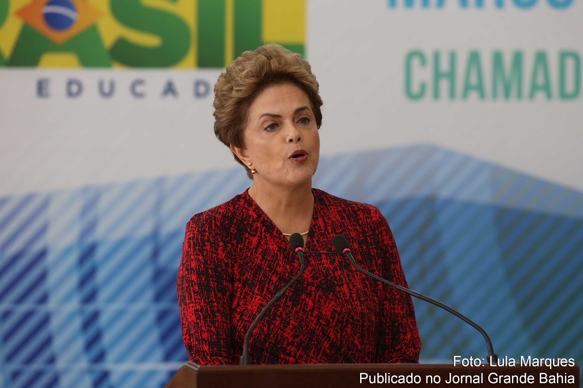 Presidente Dilma Rousseff defende no STF constitucionalidade da lei de direito de resposta.
