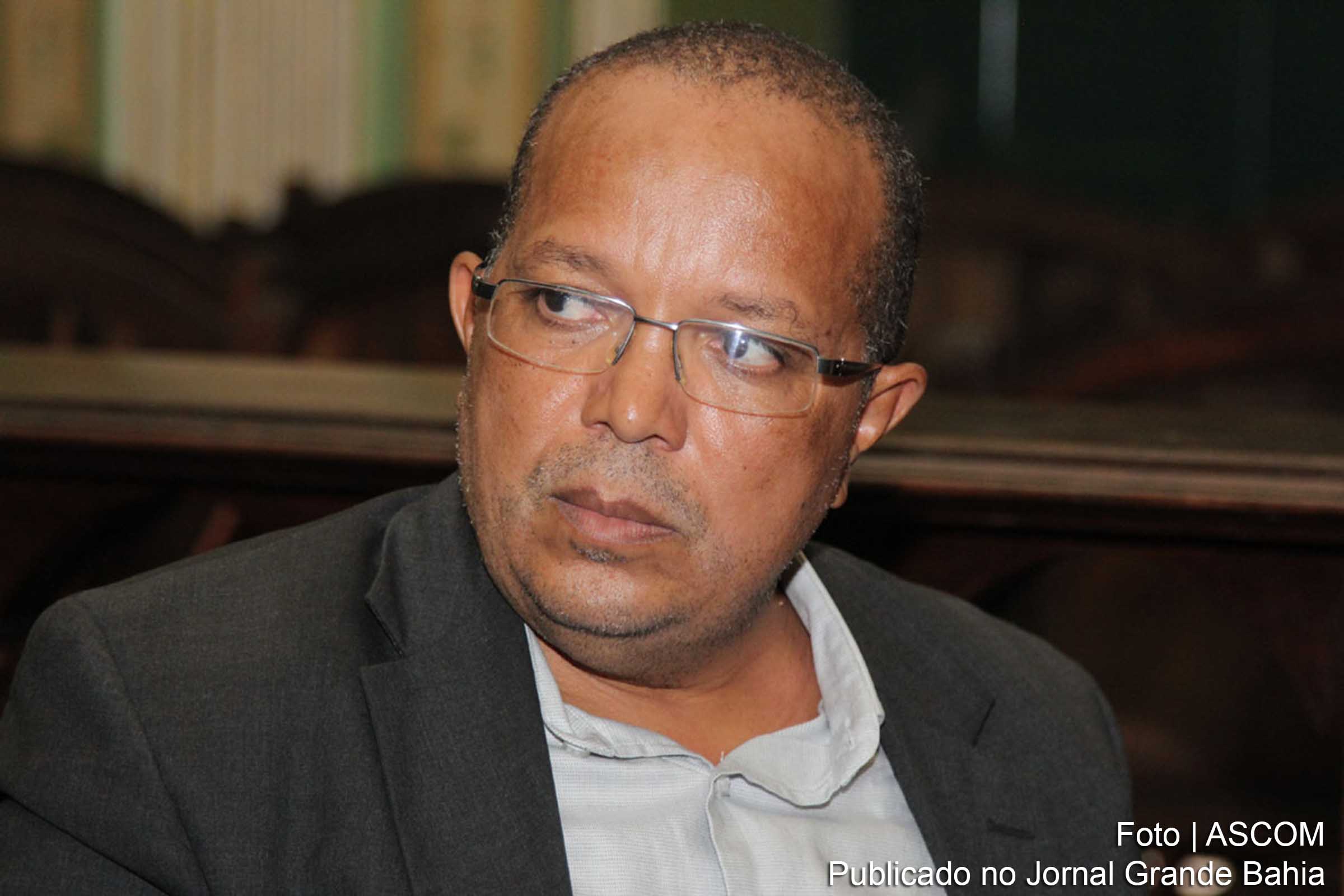 Vereador Luiz Carlos Suíca obra aprovação de estatuto do folião e volta a questionar monopólio.