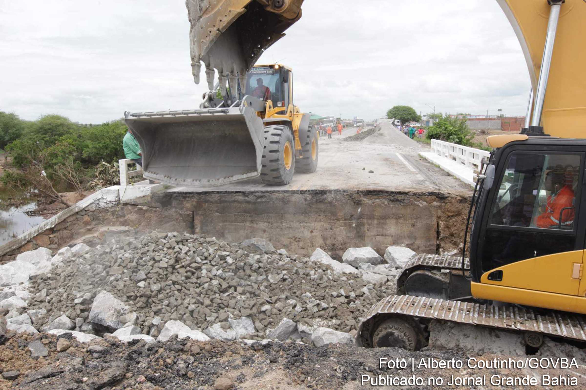 Ponte em Riachão do Jacuípe.