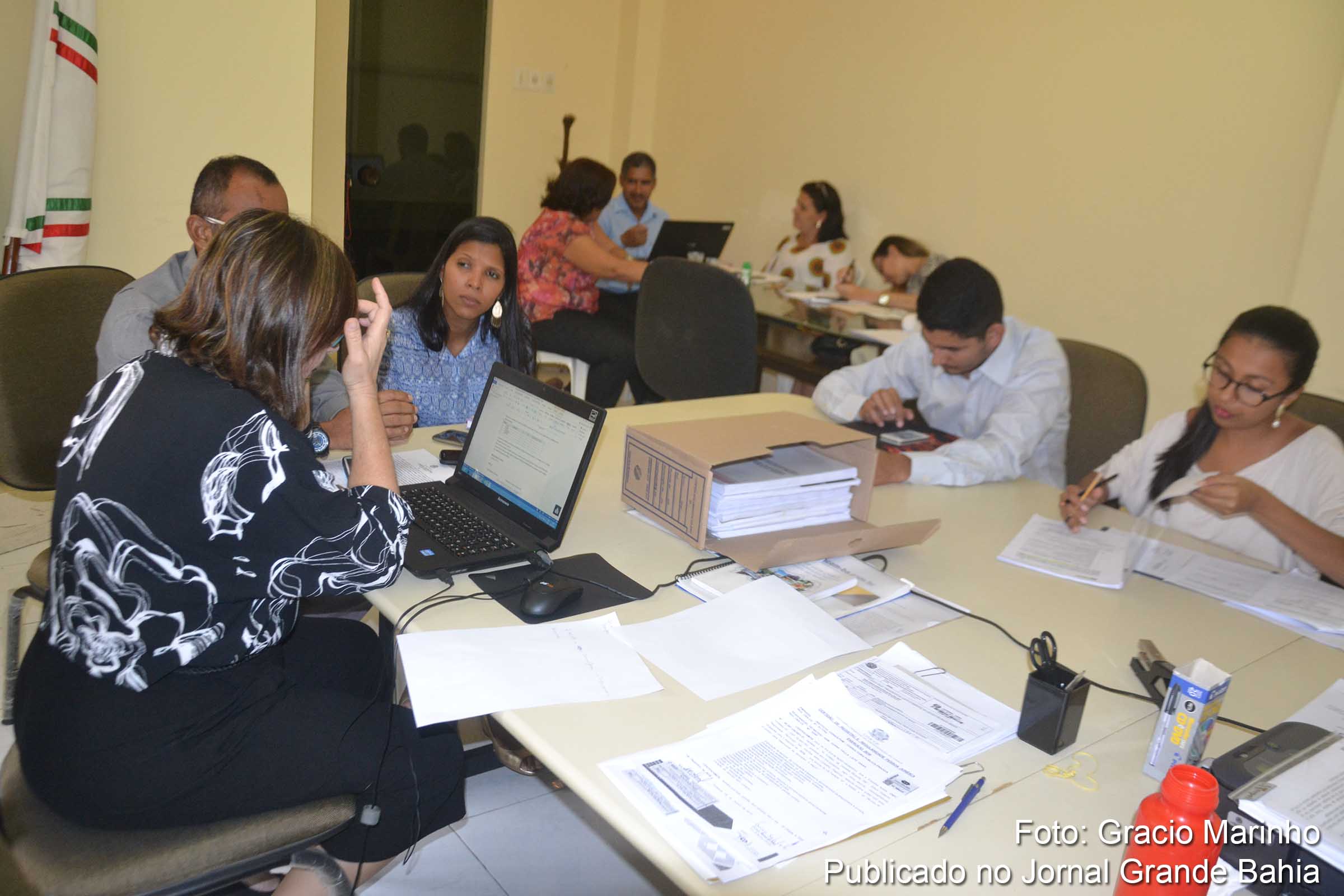 Licitação para concurso da Câmara Municipal de Feira de Santana é suspensa.