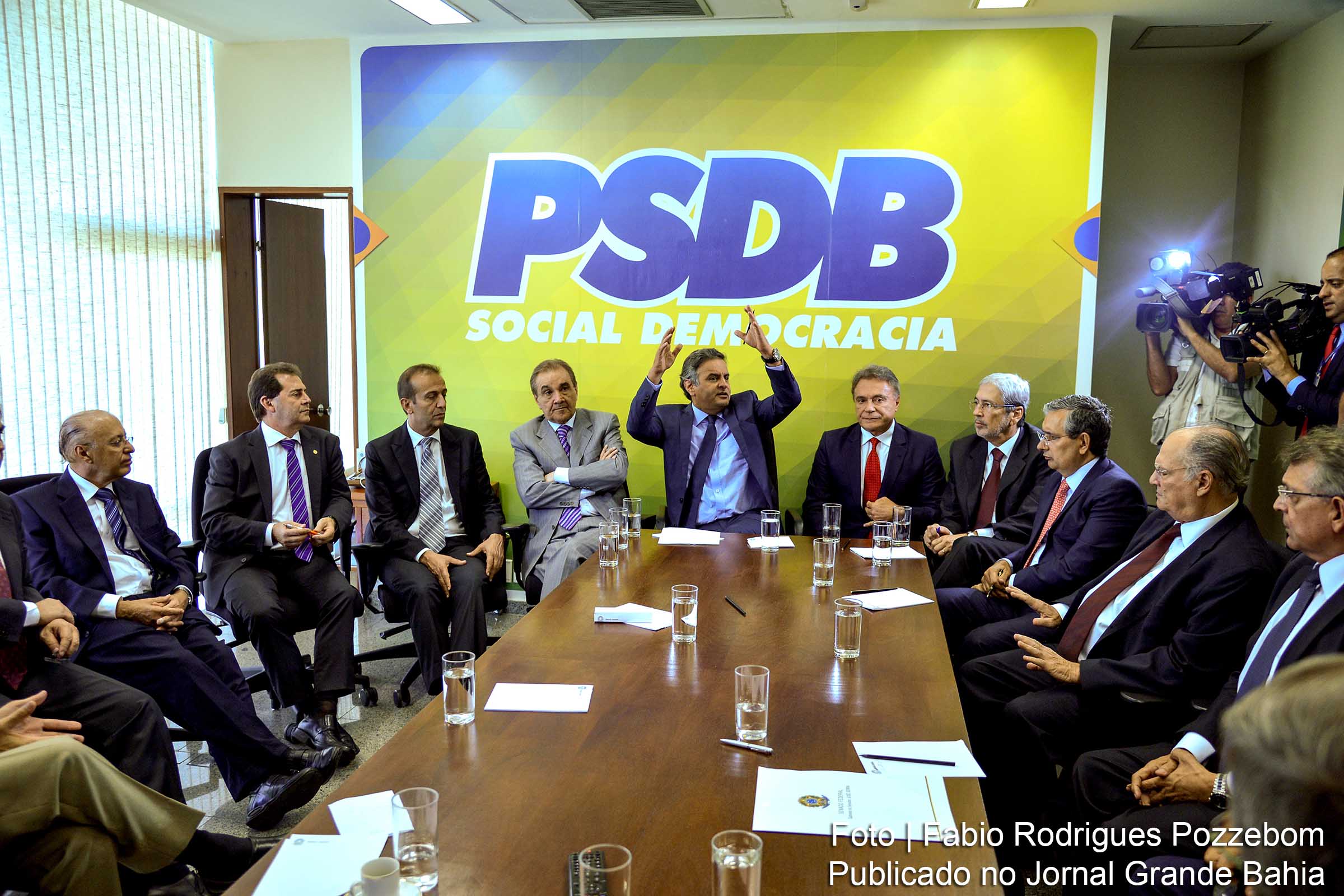 Líderes da oposição no Congresso Nacional se reúnem para debater o processo de impeachment contra a presidente Dilma Rousseff.