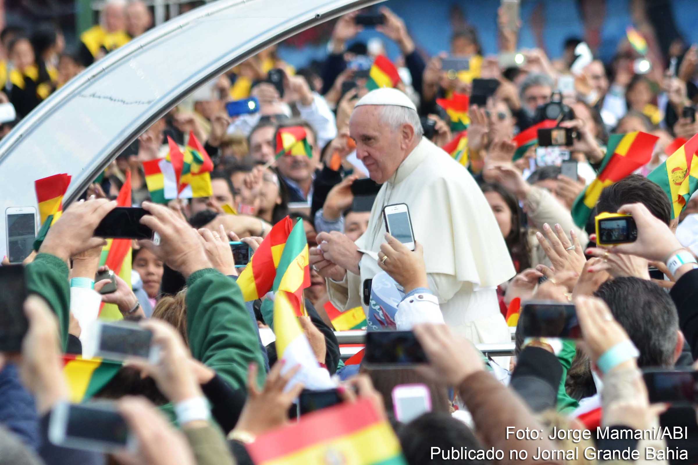 Papa Francisco durante visita a Bolívia.