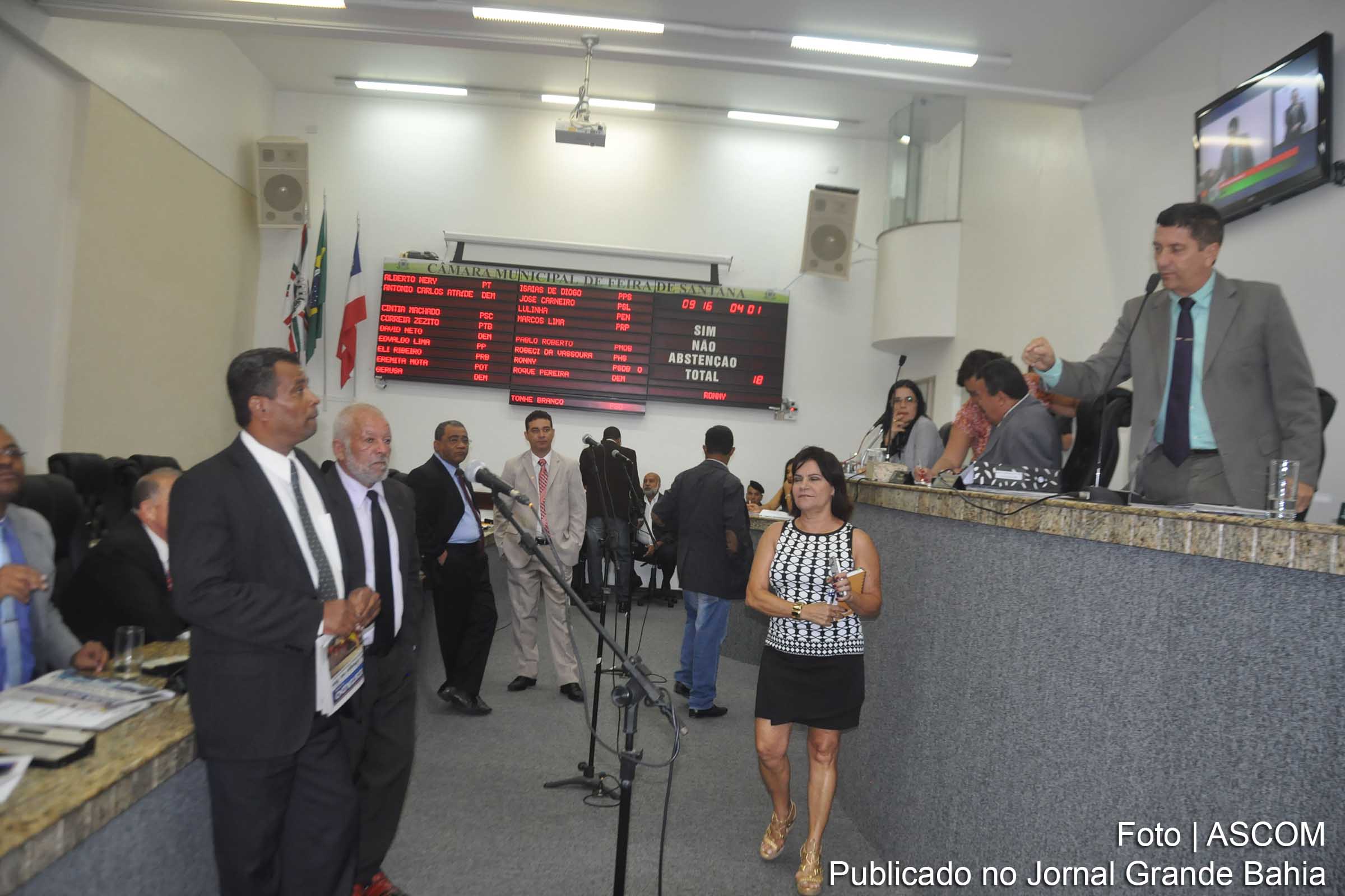 Vereadores aprovam Projeto de Lei sobre vencimentos anuais dos professores.