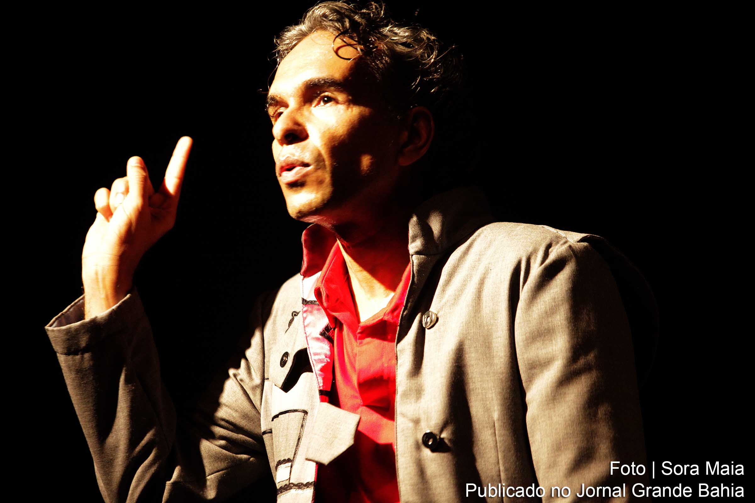 Cena do espetáculo 'O tigre'.