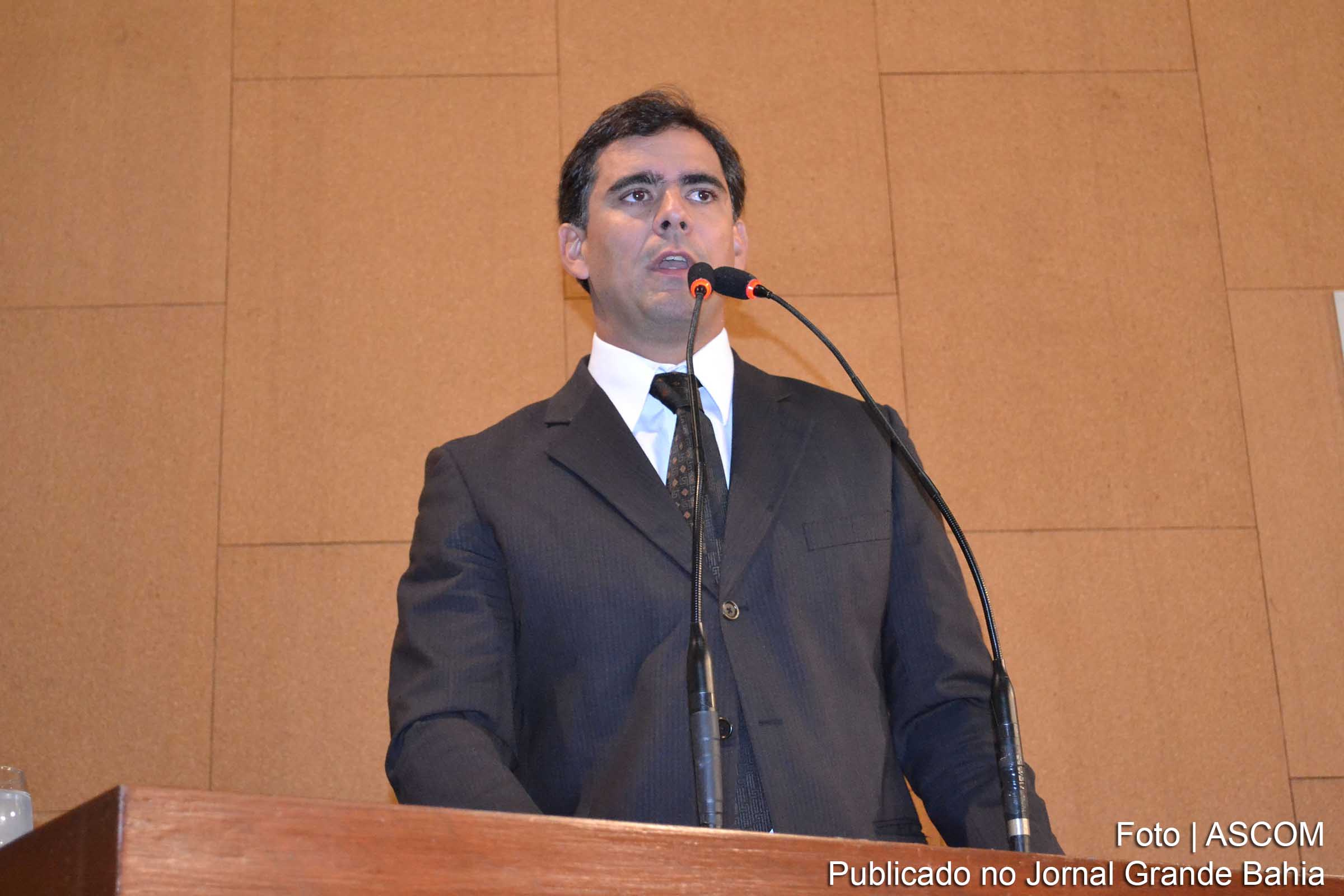 Leur Lomanto Júnior.