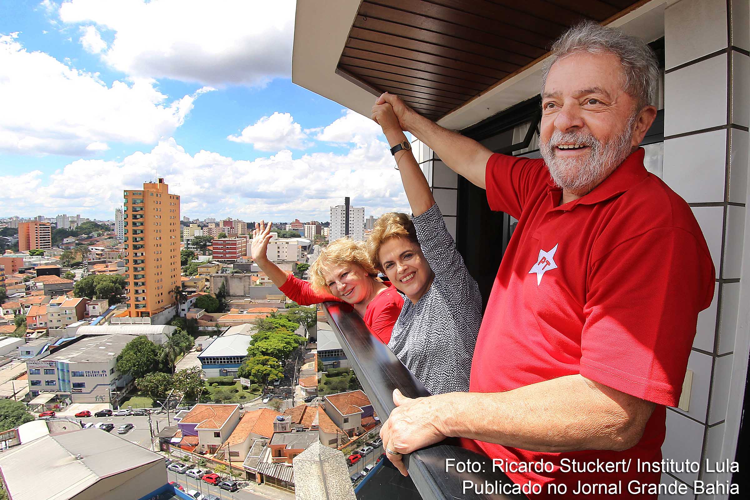 Ex-presidente Luiz Inácio Lula da Silva é vítima de ação ilegal promovida por agentes do Estado.