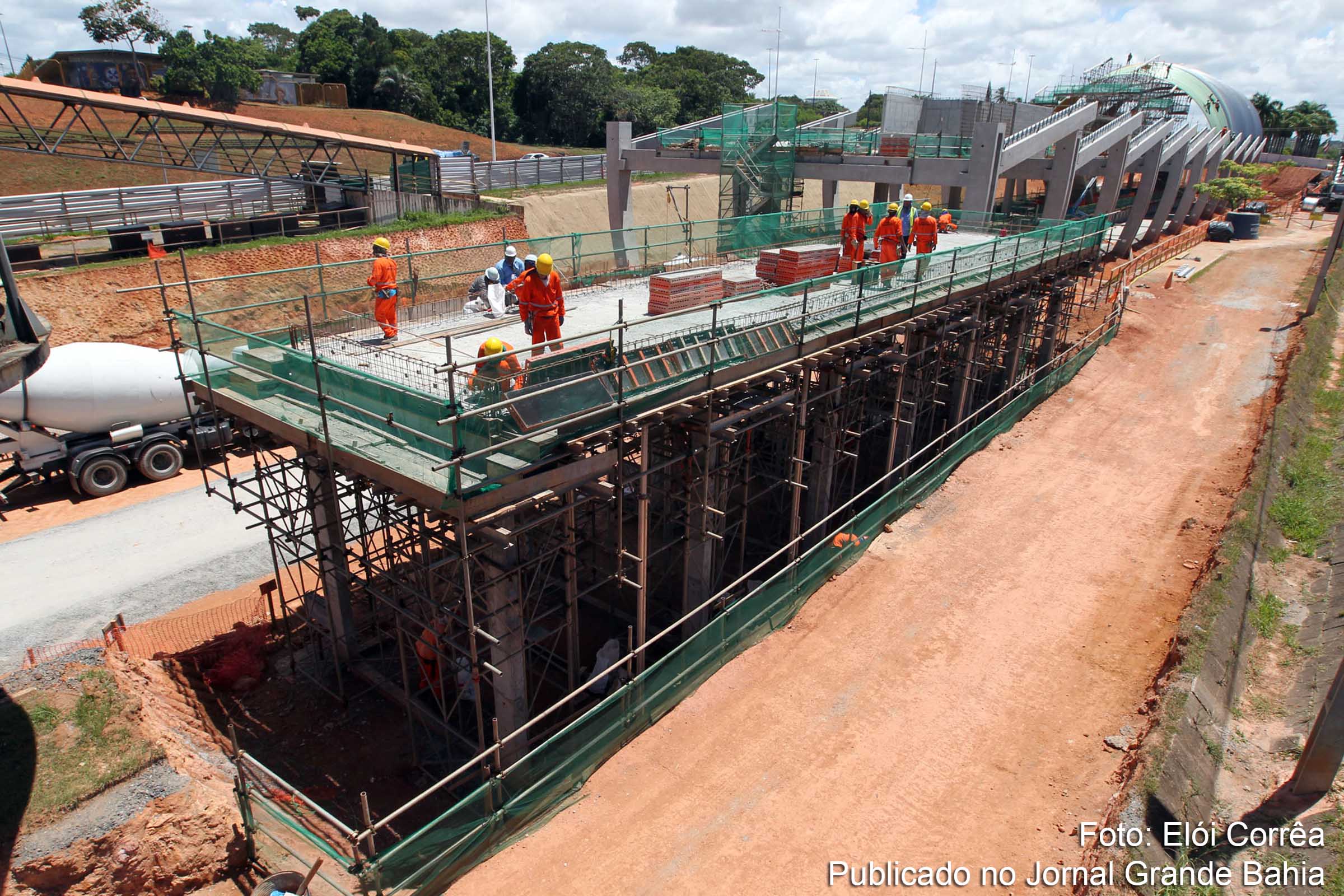 Obras do Sistema Metroviário de Salvador modificam paisagem urbana