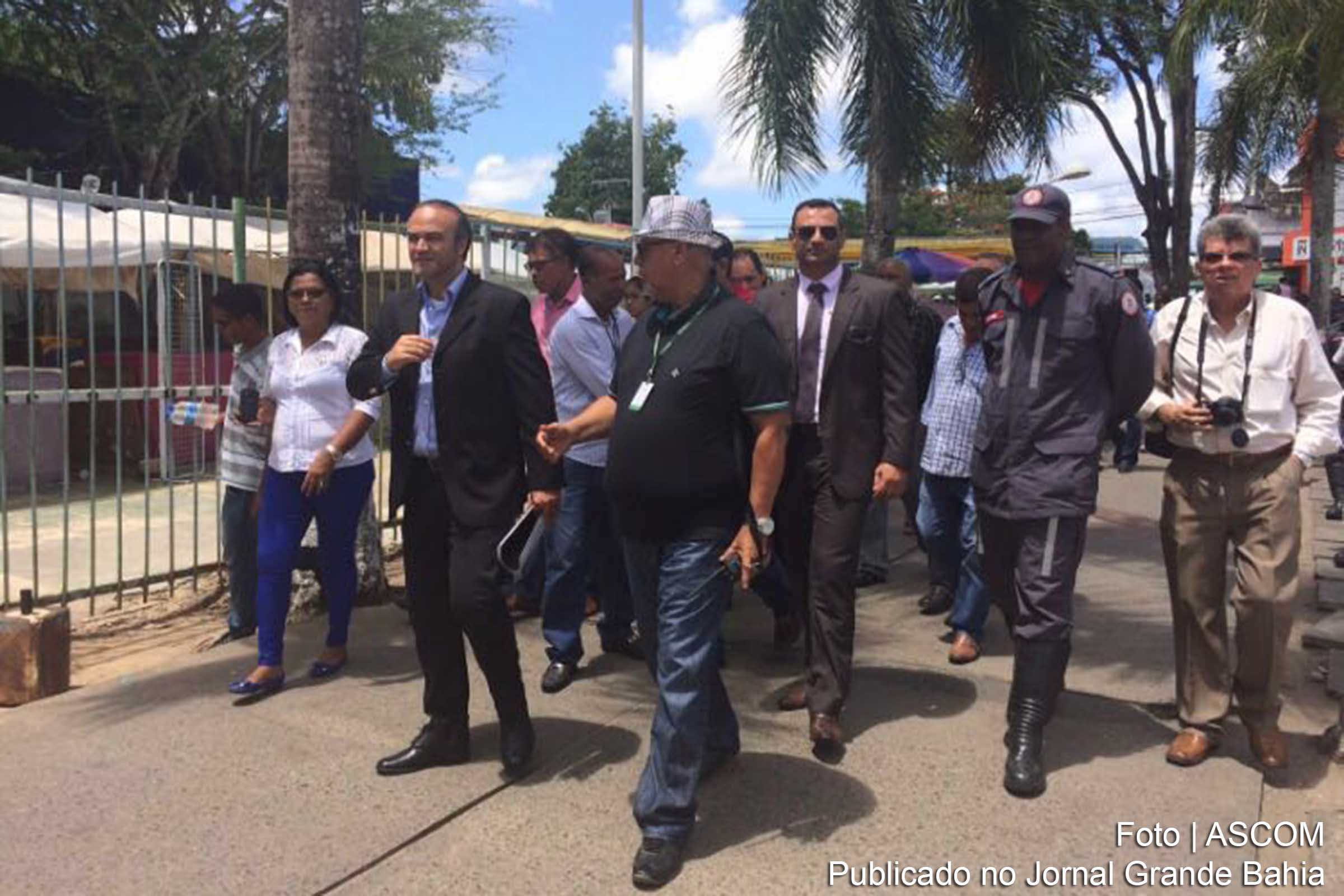 Vistoria do MP constata irregularidades na Feira Municipal de Camaçari.