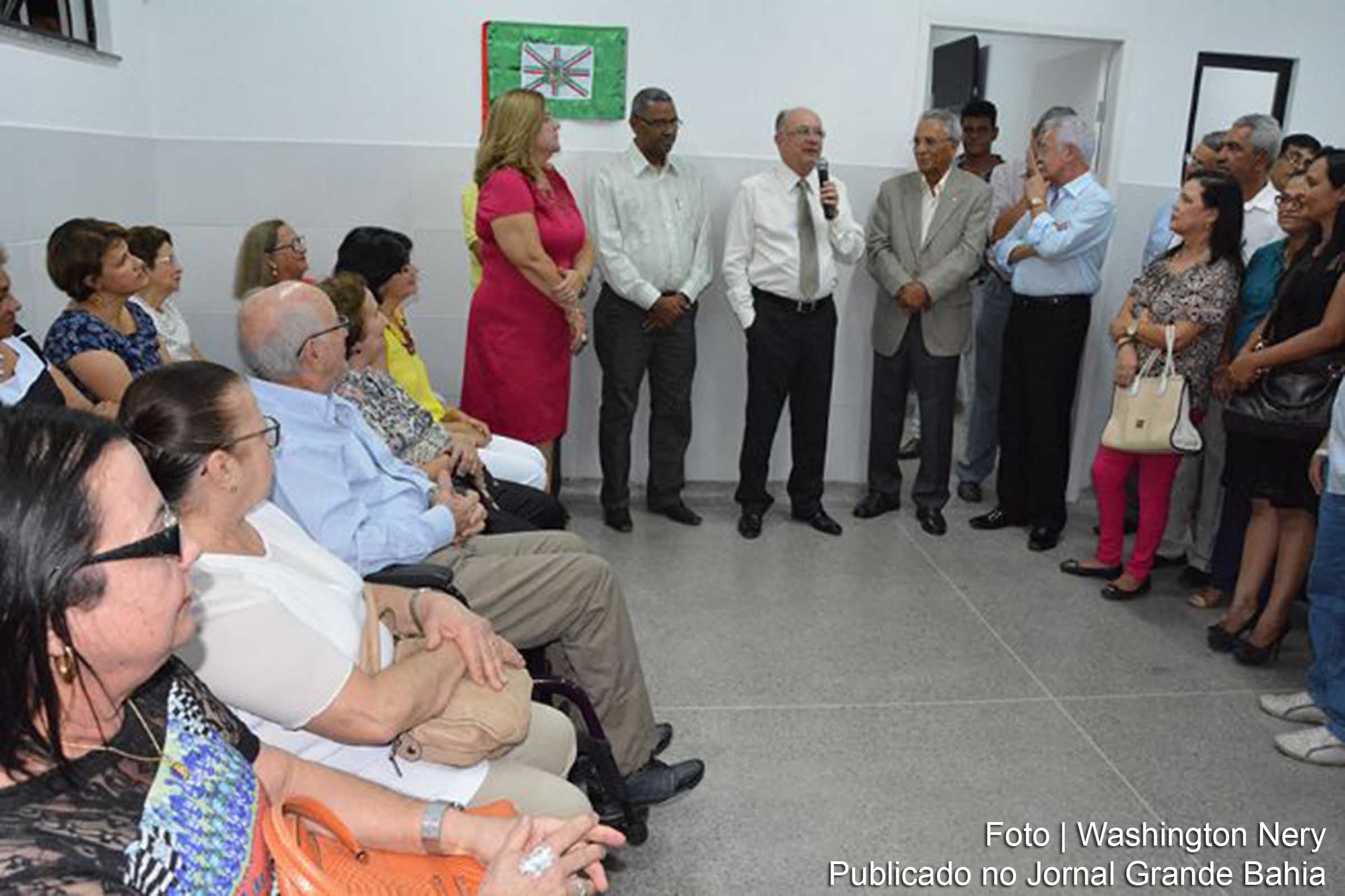 Unidade de saúde no Bairro Pedra do Descanso é inaugurada pelo prefeito José Ronaldo.