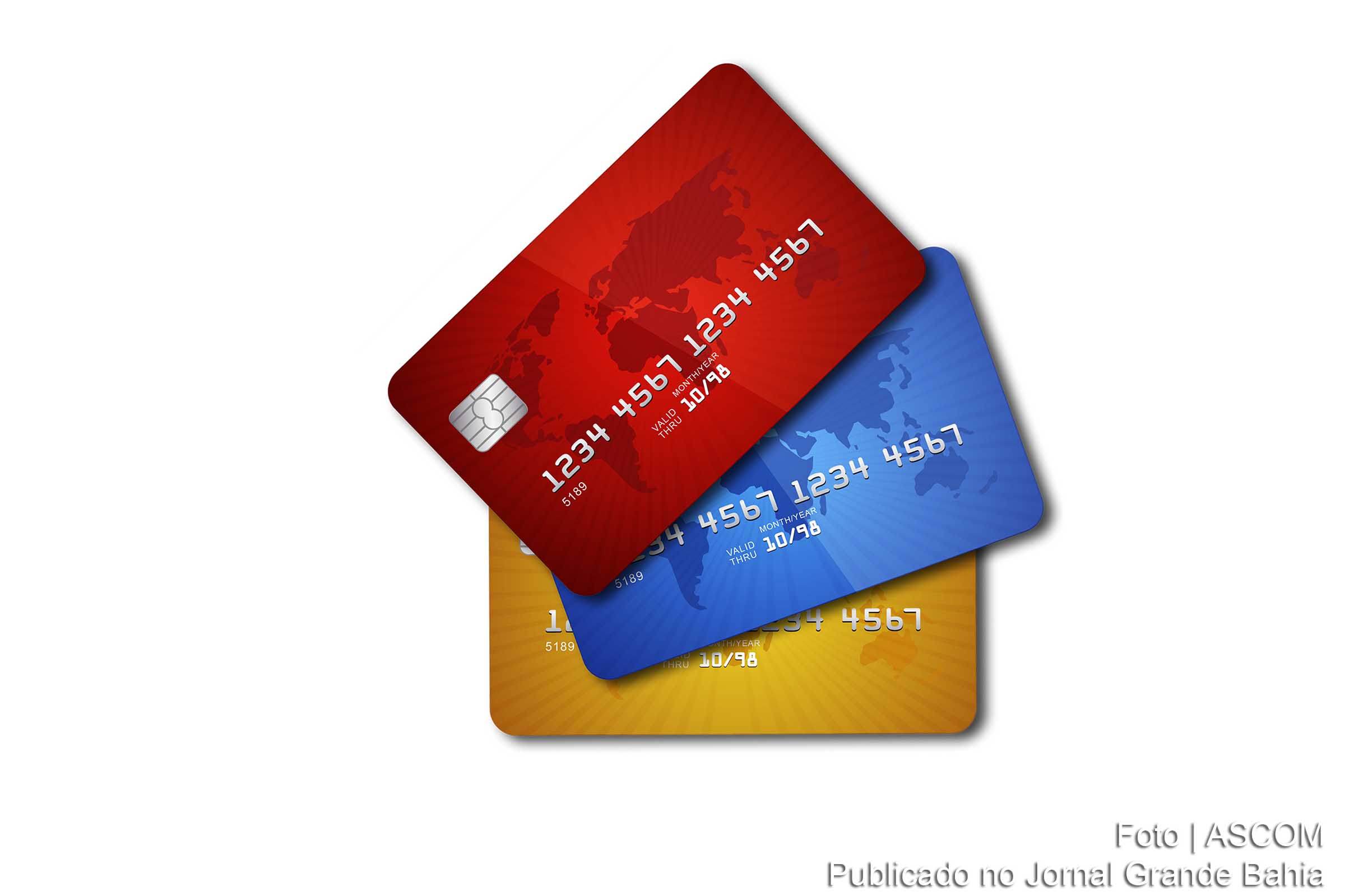 Juros do cartão de crédito sobem em março e atingem 432,24% ao ano.