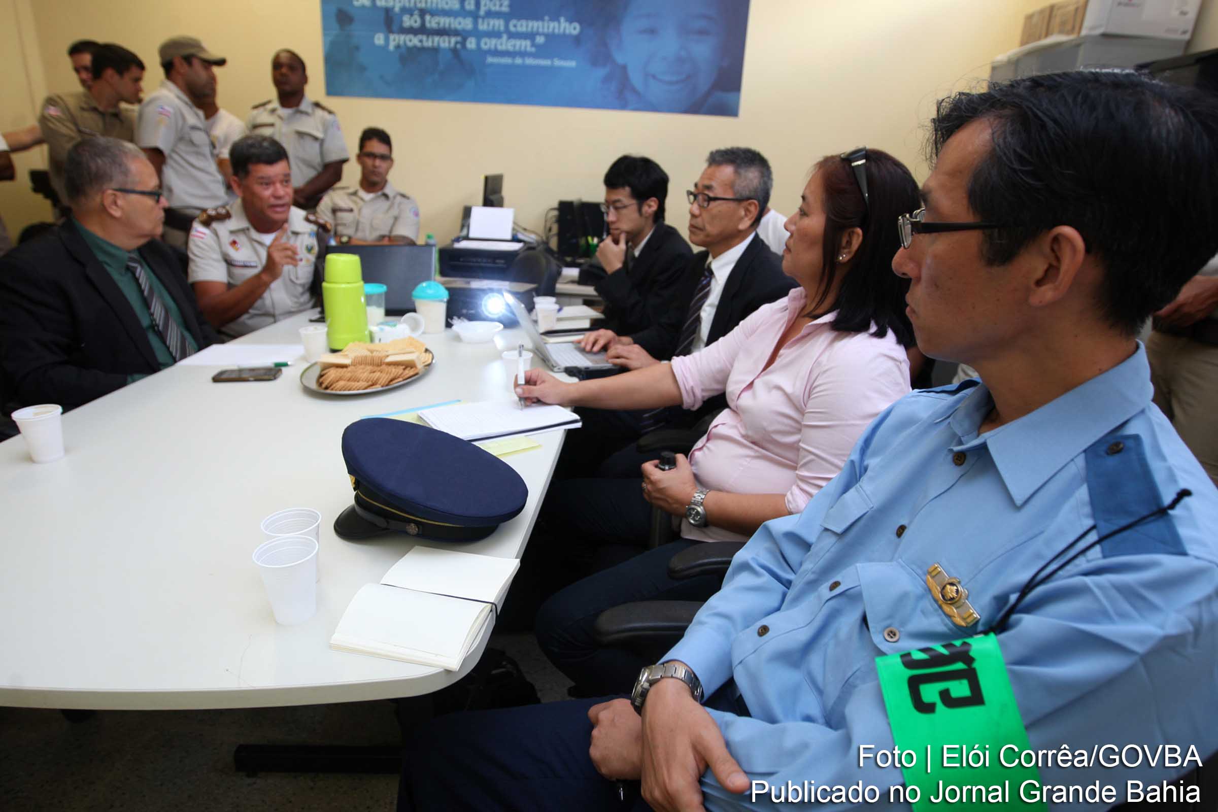 Especialistas da Policia Japonesa visitam a Base Comunitária do Bairro da Paz.