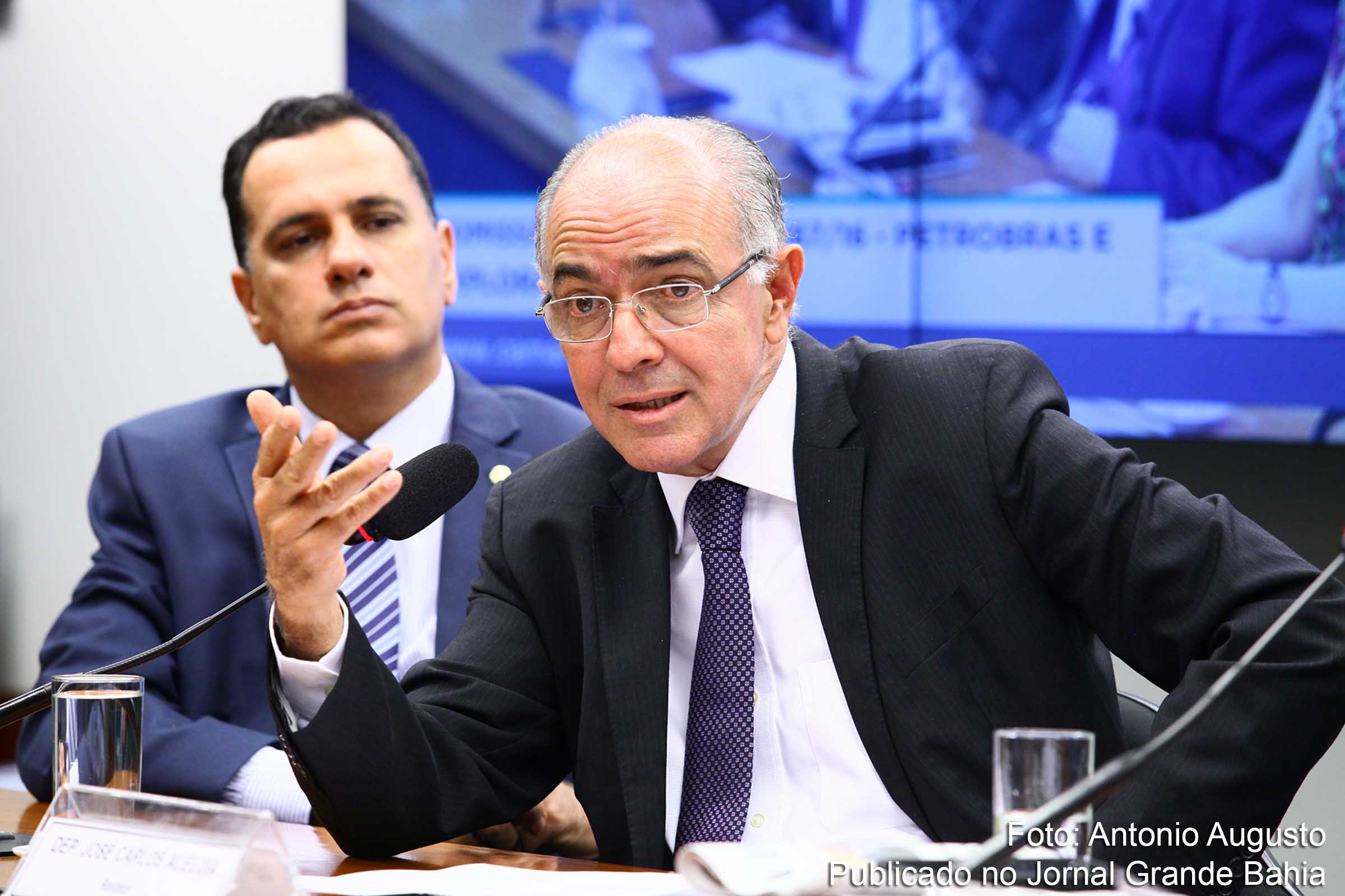 Deputado José Carlos Aleluia desafia governador.