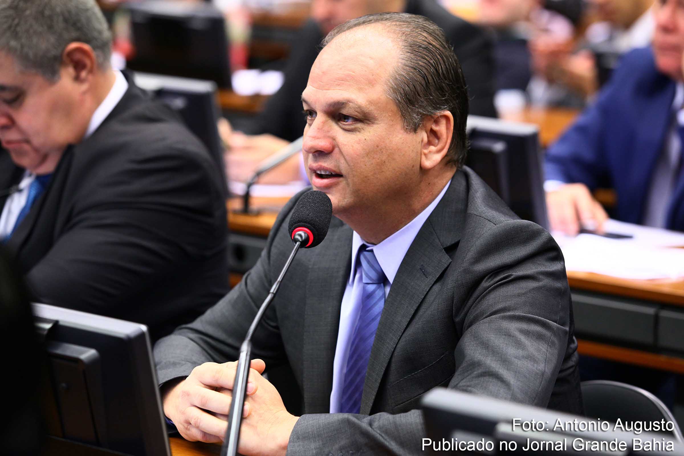 Presidenta Dilma Rousseff enviou ao Congresso Nacional mensagem pedindo que seja desconsiderada a indicação do deputado Ricardo José Magalhães Barros (PP/PR).