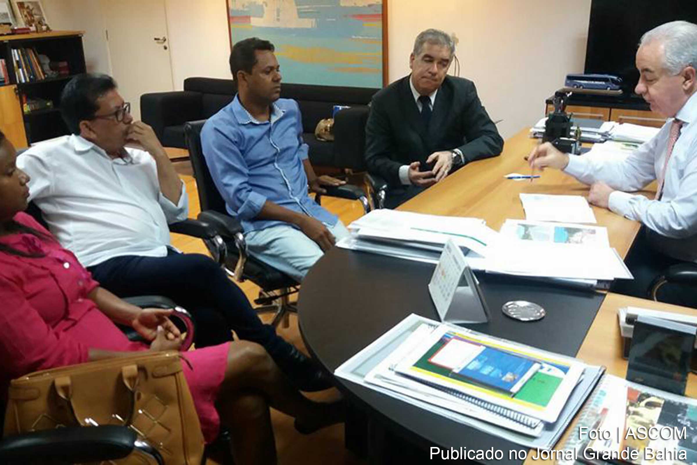 Vereador Beldes Ramos e deputado José Cerqueira Neto (Zé Neto) participam da reunião.