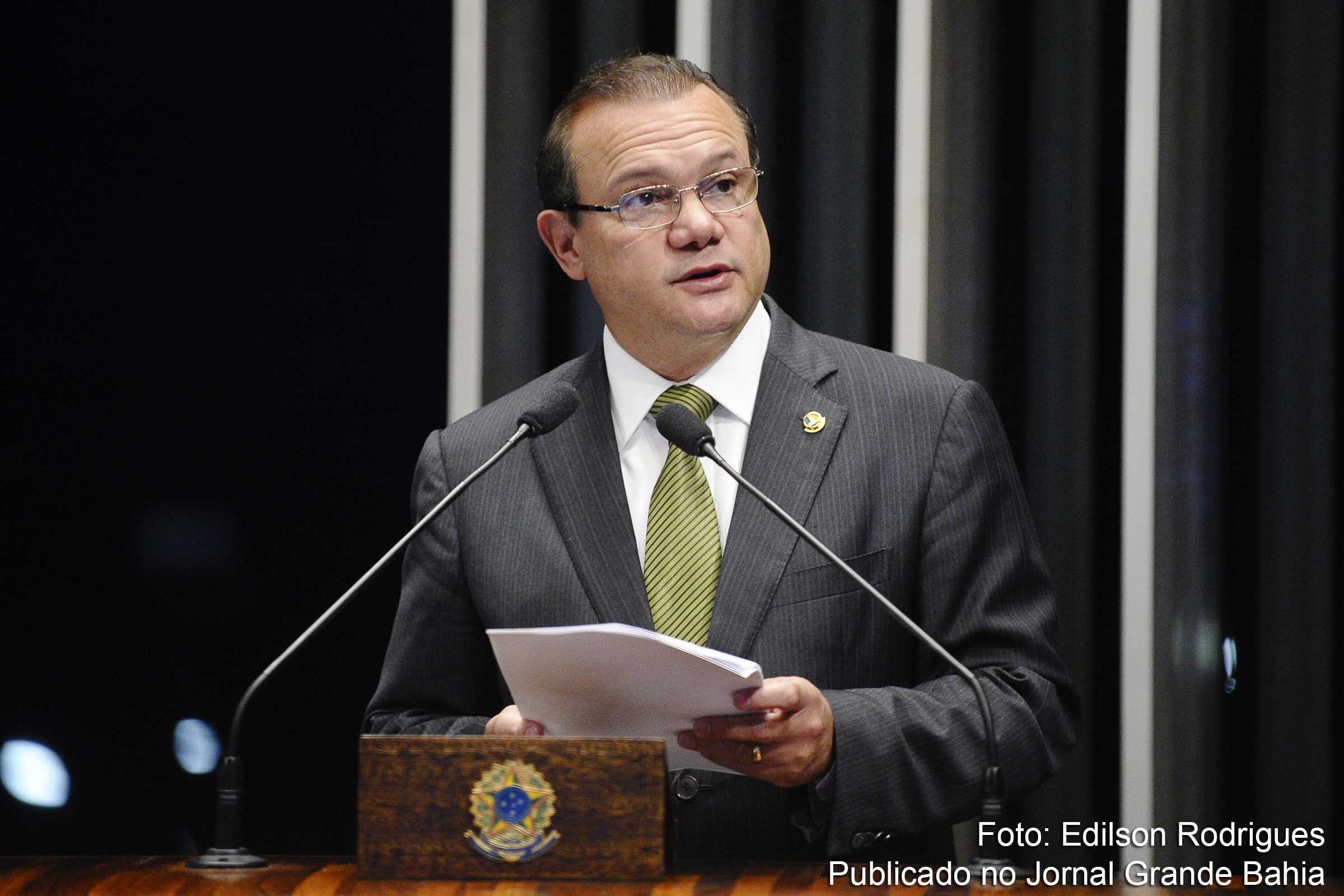 Vice-líderes do governo declaram voto pela admissibilidade do impeachment no Senado