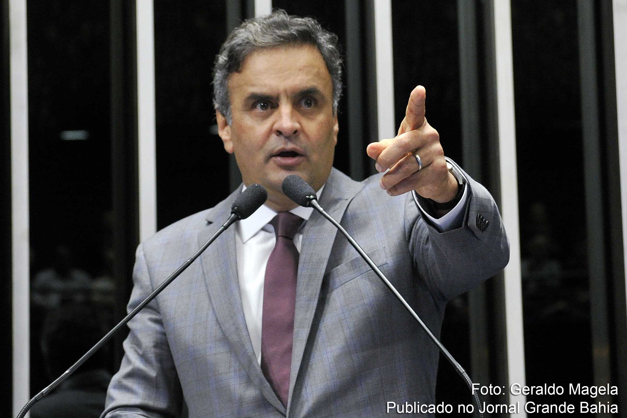 PGR pede abertura de inquérito contra senador Aécio Neves.