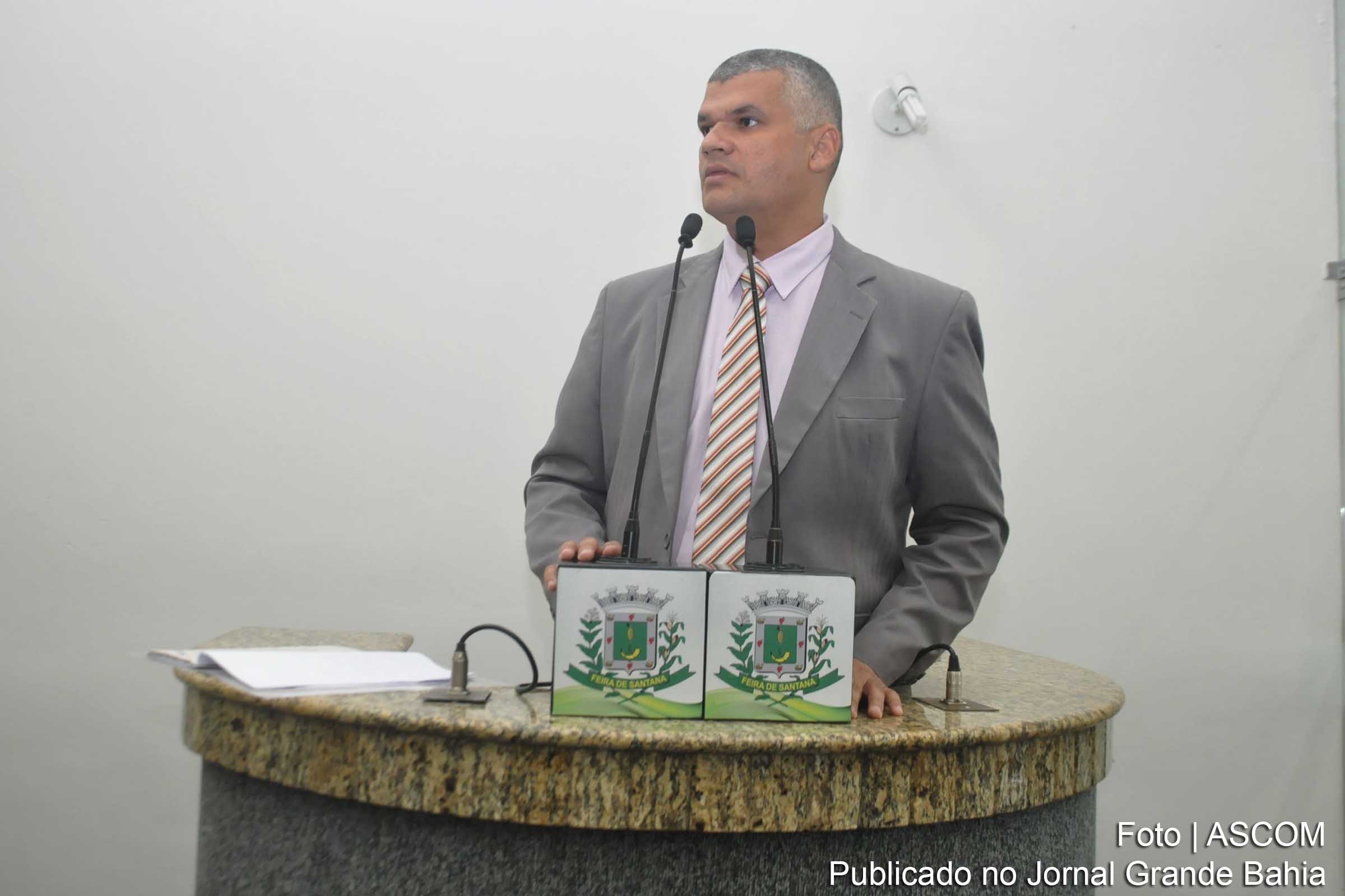 Feira de Santana: Vereador Pablo Roberto comemora promulgação de lei e critica obras na Lagoa Subaé