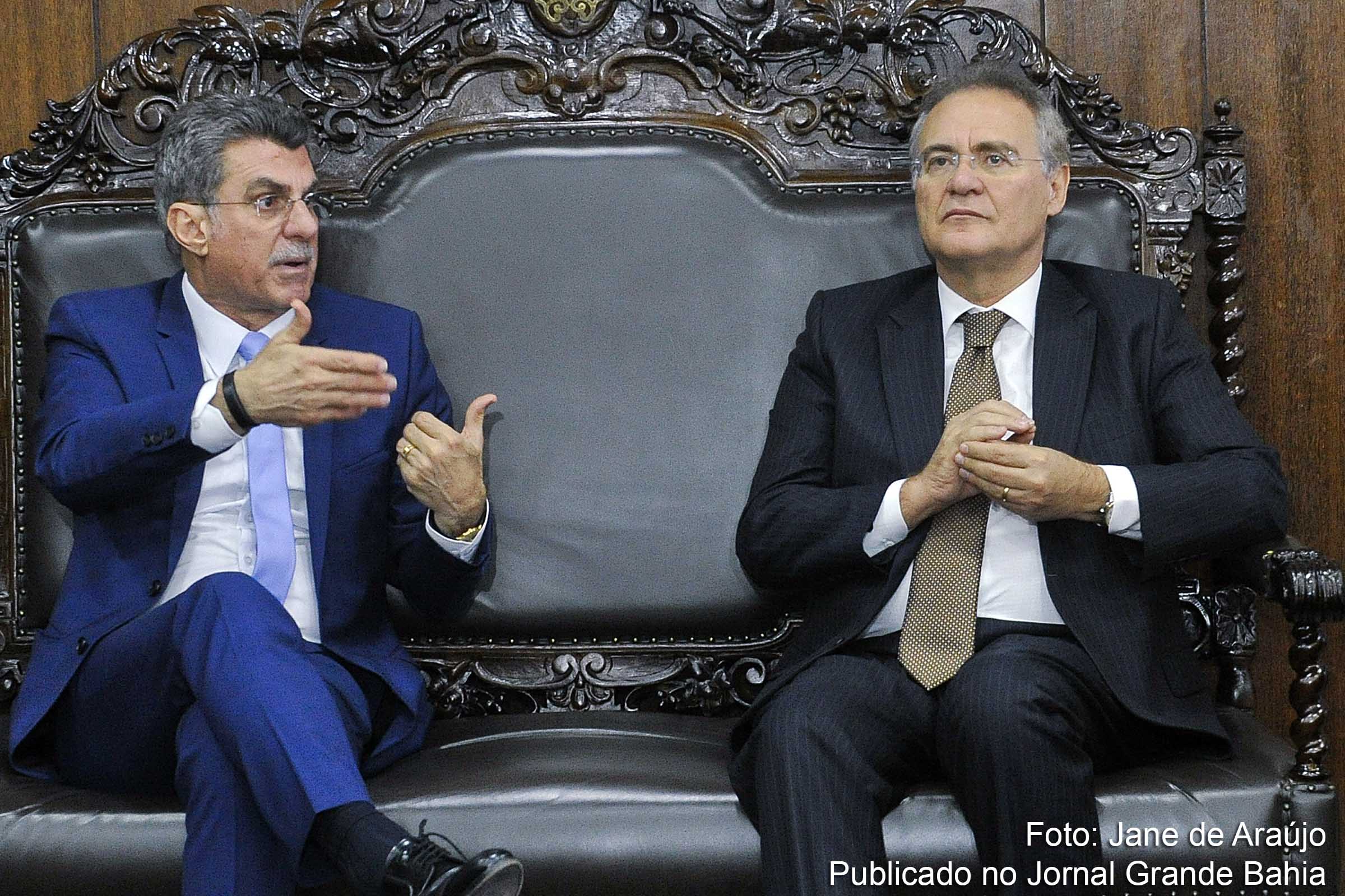 Romero Jucá e Renan Calheiros são investigados pela PGR.