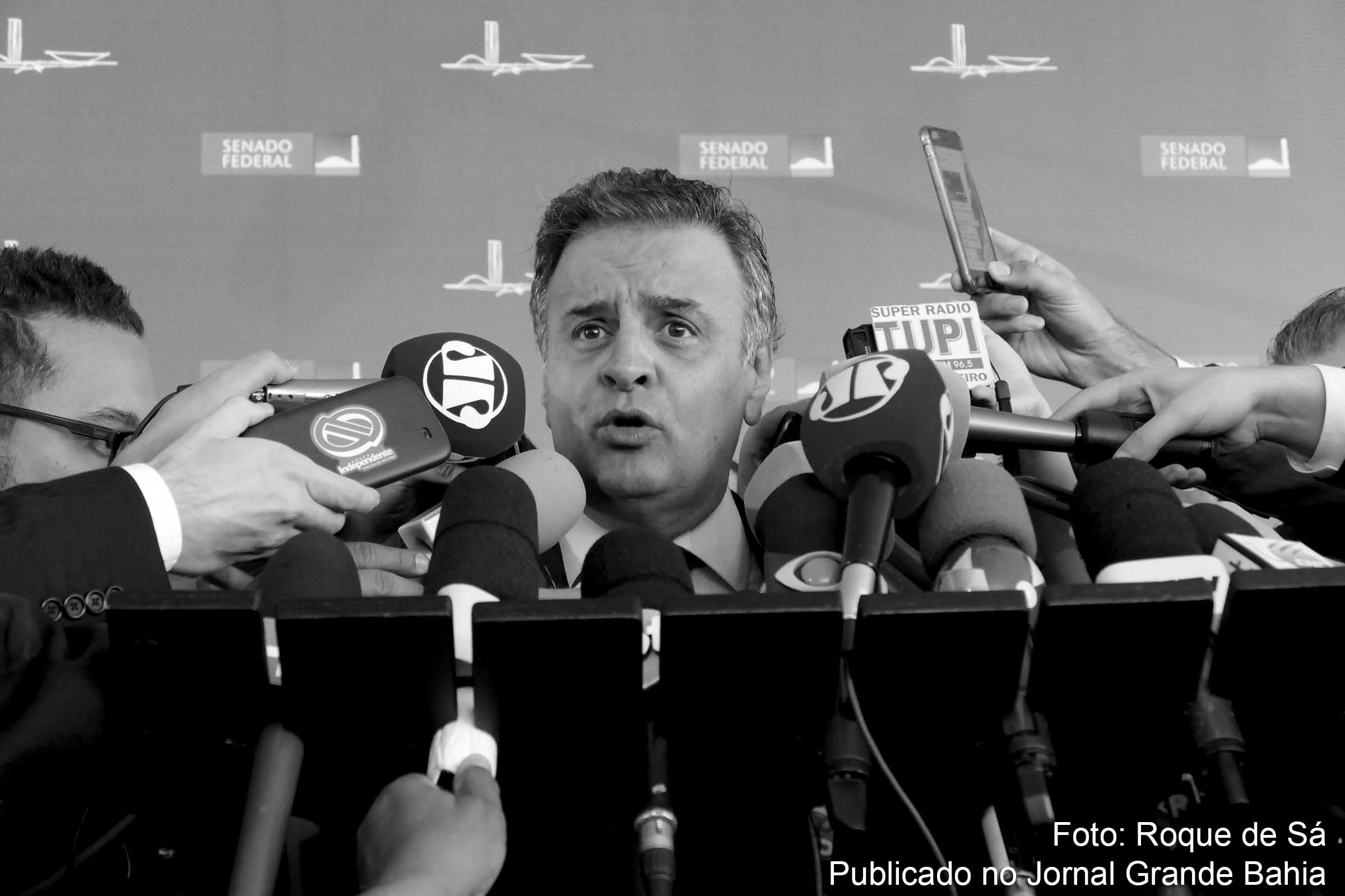 Indícios apontam para ato de corrupção praticado pelo senador Aécio Neves (PSDB-MG).