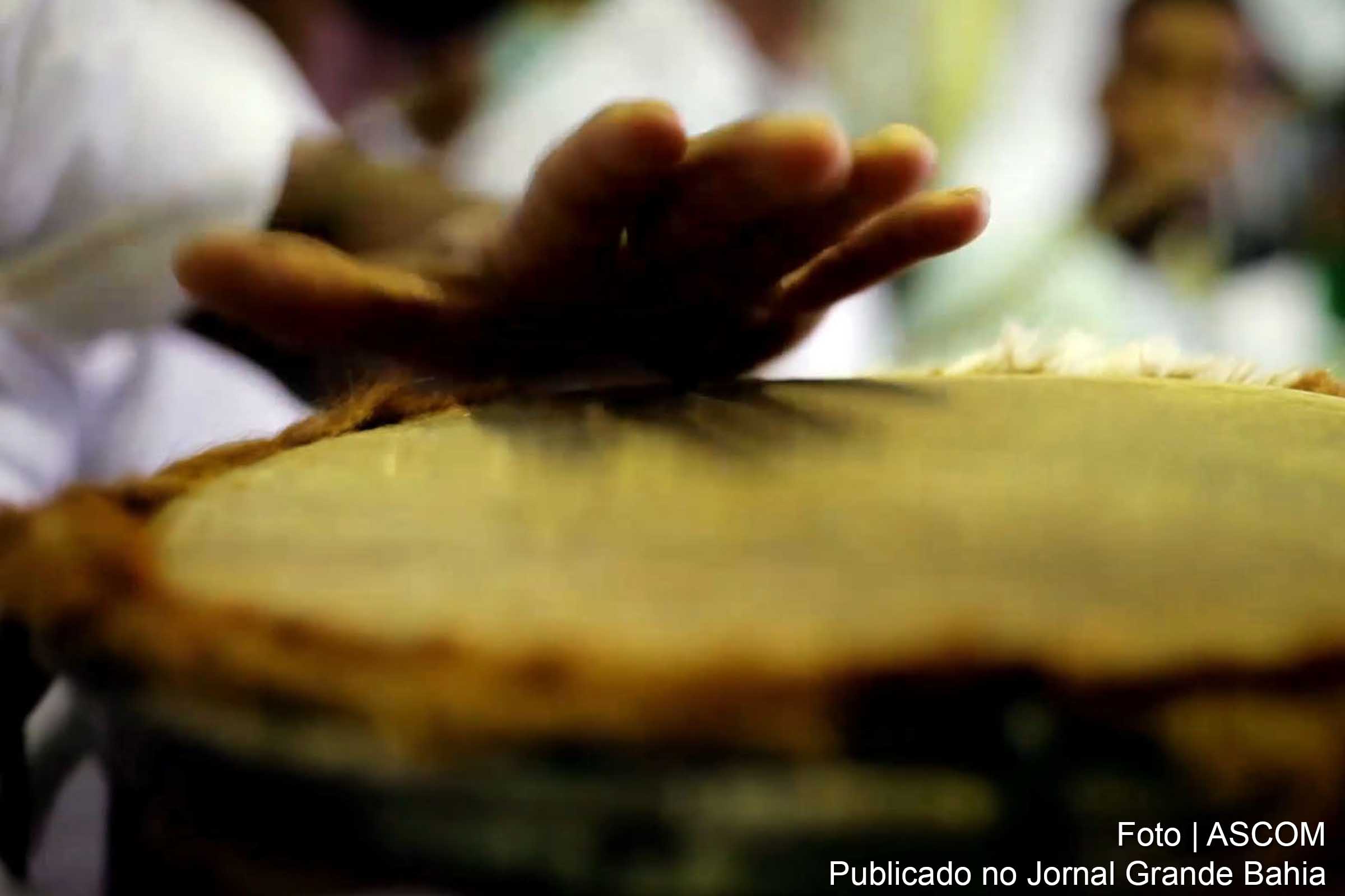 Bembé do Mercado celebra abolição.