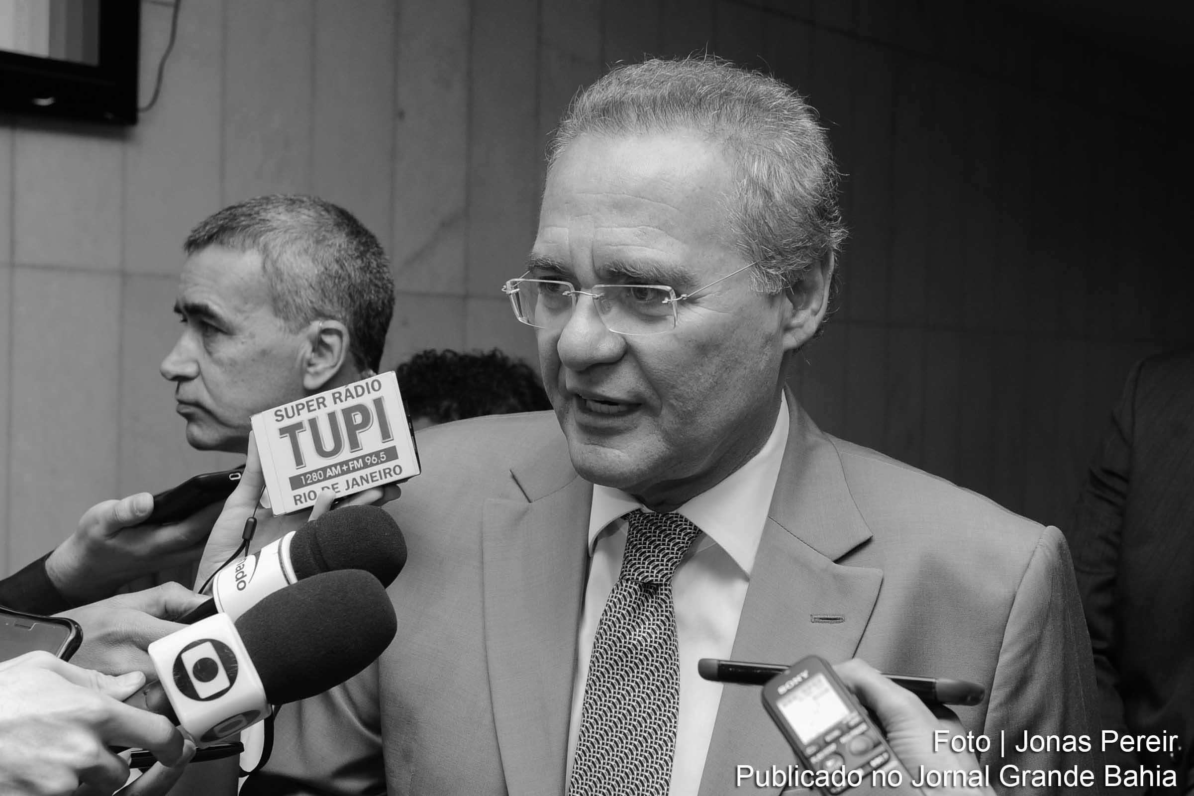 Presidente do Senado, senador Renan Calheiros (PMDB-AL) responde a diversos inquéritos por atos de corrupção.