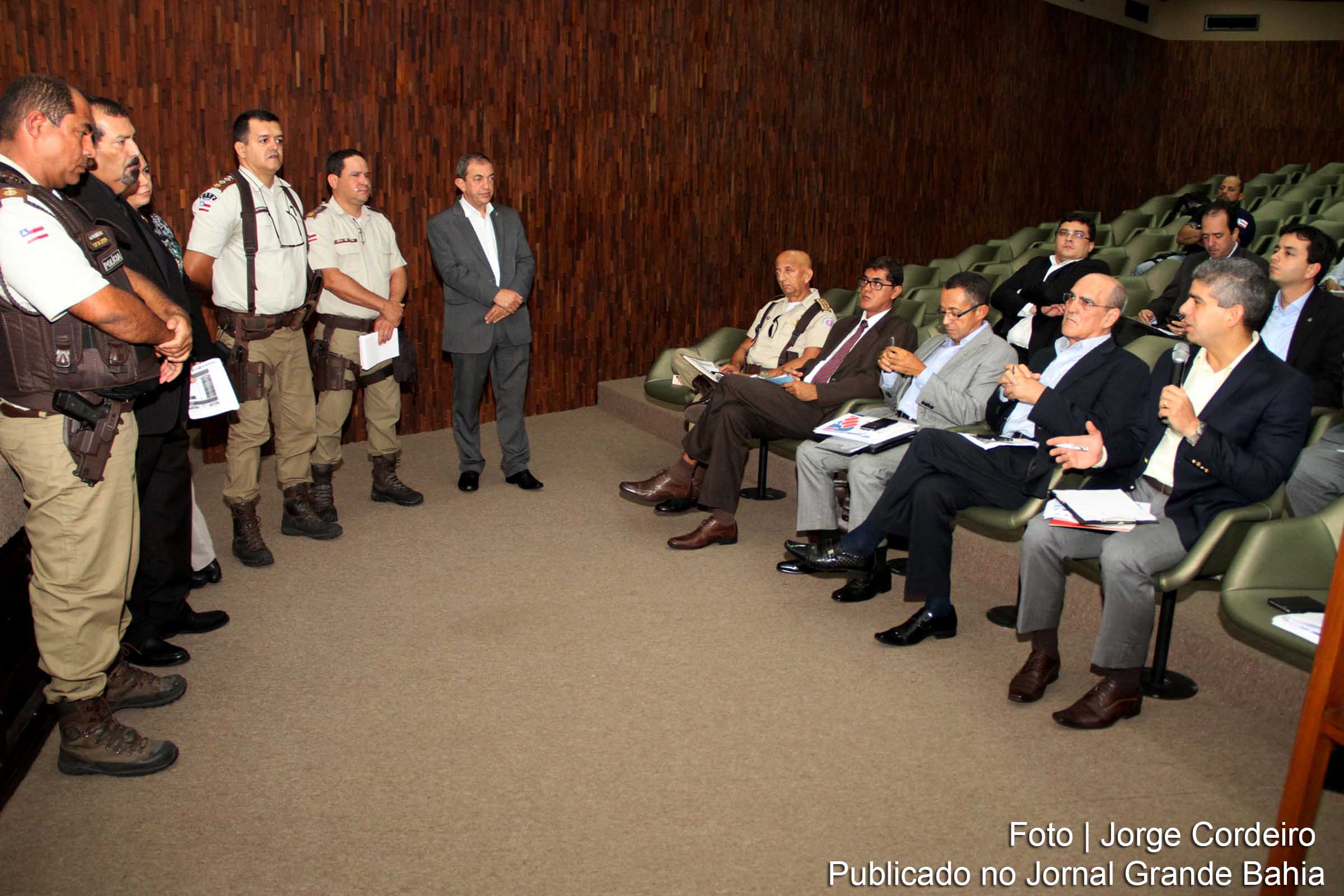 Números foram apresentados ao secretário Maurício Barbosa por delegados e comandantes das Áreas Integradas de Segurança Pública que compõem a Risp/BTS.