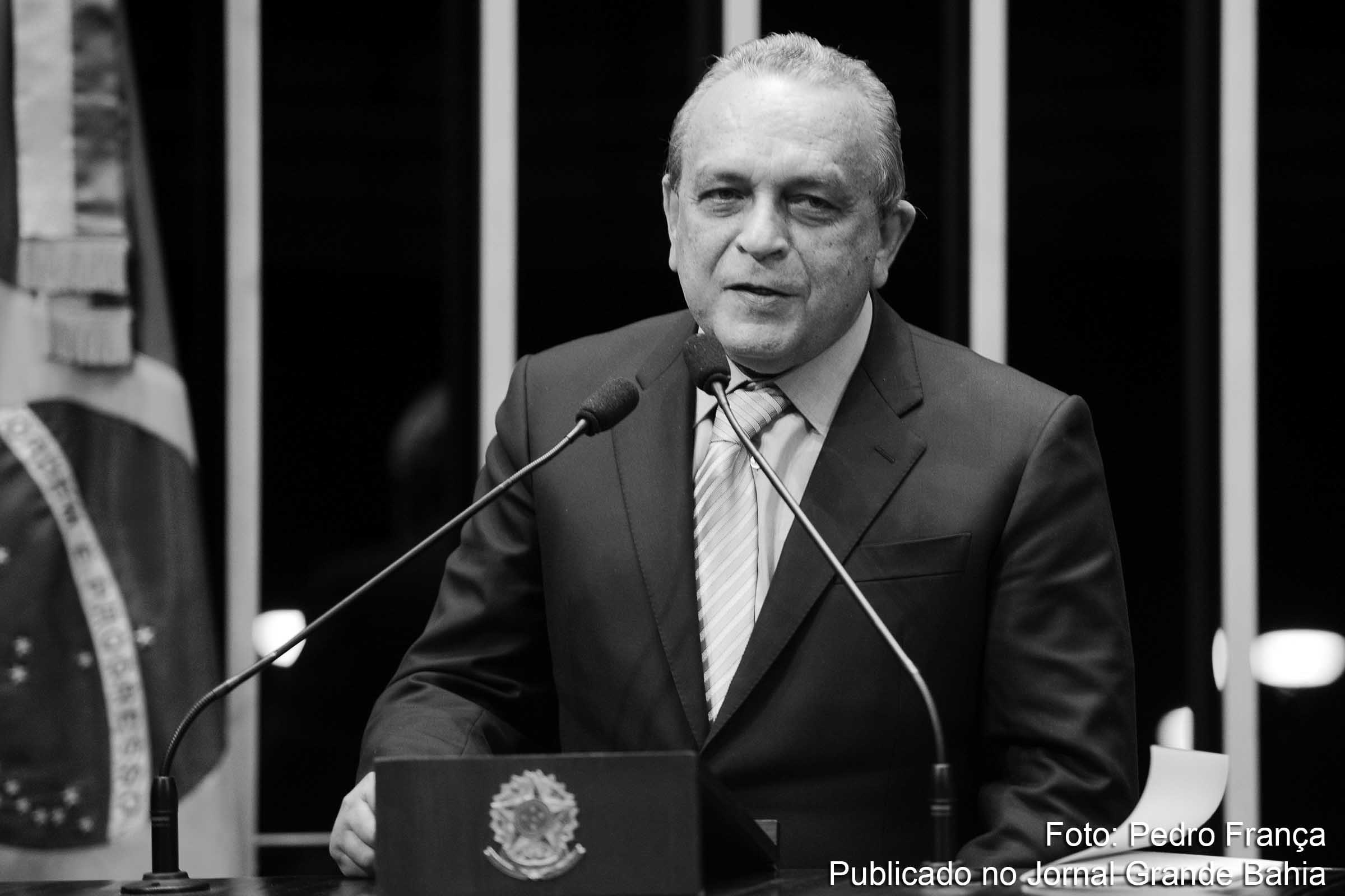 Deputado Severino Sérgio Estelita Guerra (Sergio Guerra) em discurso no plenário. O deputado federal Sérgio Guerra (PSDB) faleceu na manhã de quinta-feira (06/03/2014) em São Paulo, aos 66 anos. Guerra, que era presidente do PSDB de Pernambuco, estava internado há mais de 20 dias no Hospital Sírio Libanês.