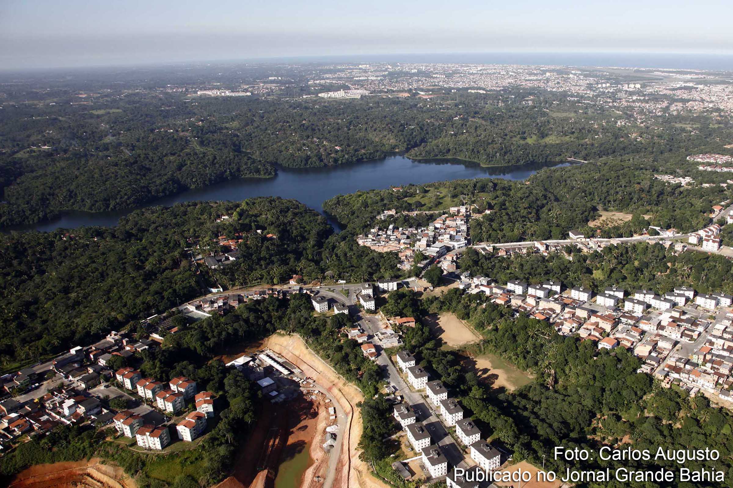 Vista aérea da região da Fazenda Grande 15, em Salvador.