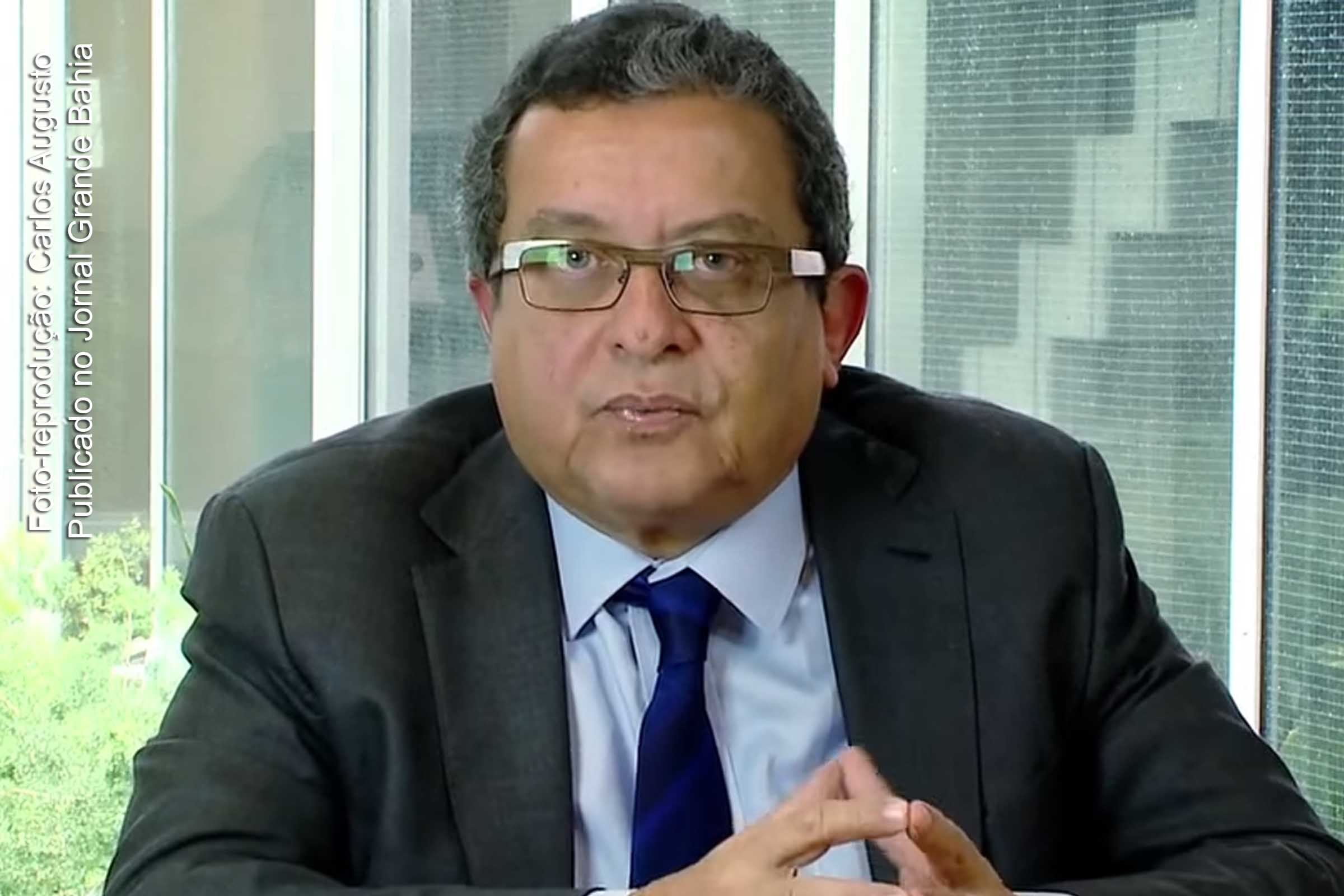 João Santana confirmam recebimento de caixa dois na Suíça.