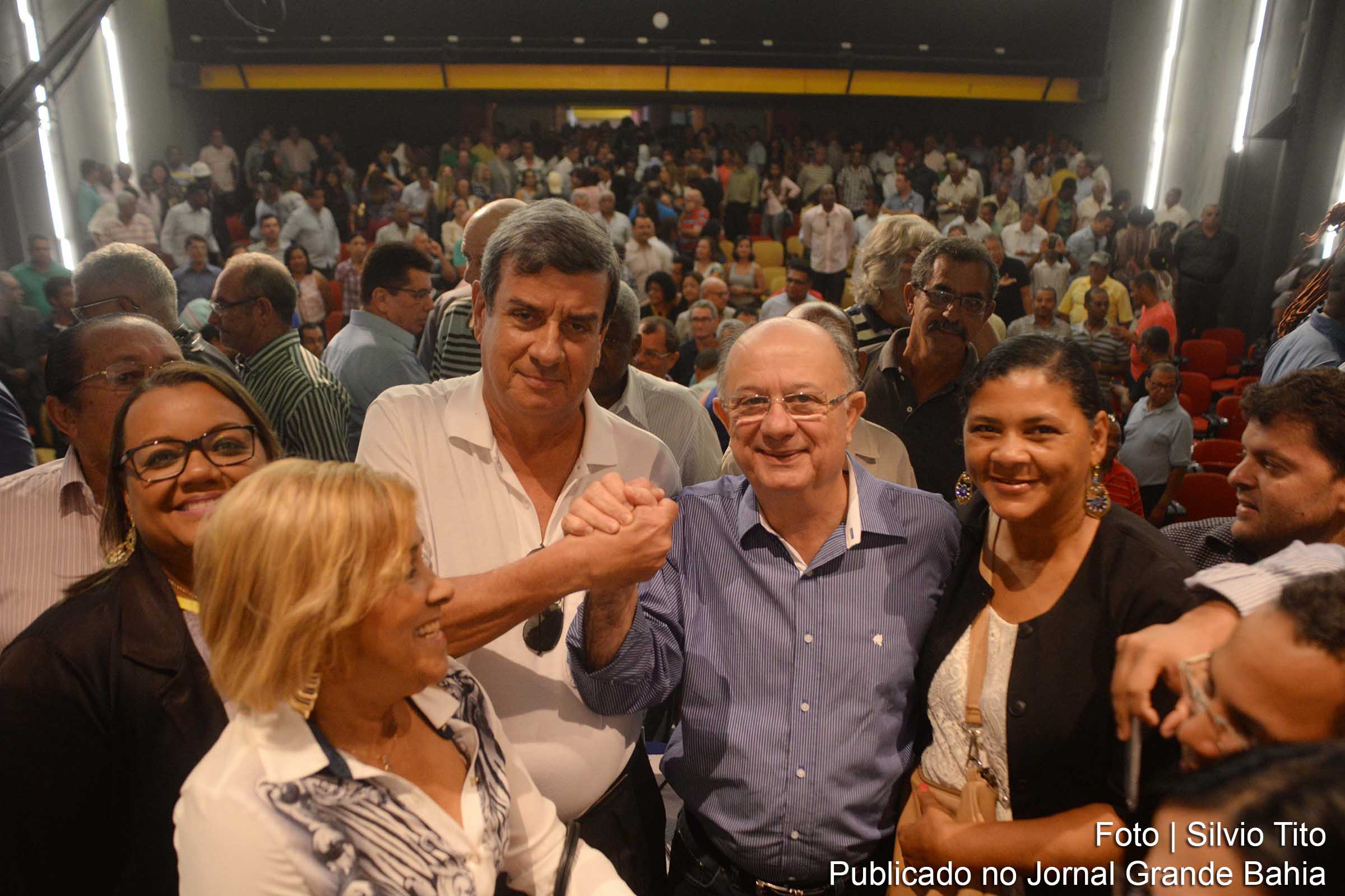 José Ronaldo lança candidatura à reeleição tendo como vice-prefeito Colbert Martins Filho, em 14 de julho de 2019.