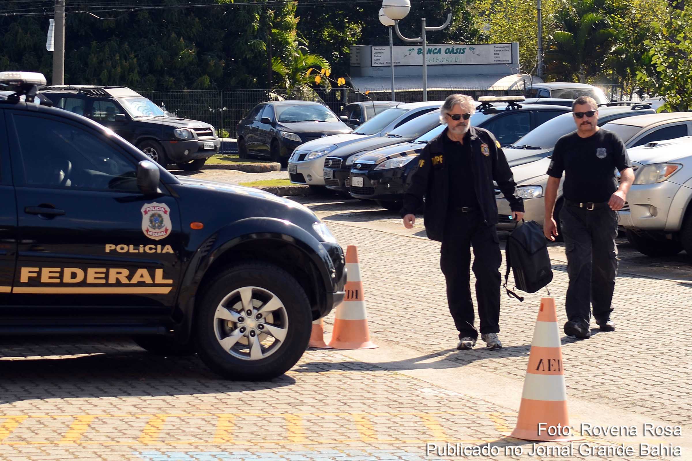 Malotes da 31ª Operação Lava Jato chegam na Superintendência da Polícia Federal. Esquema envolveu pagamento de mais de R$ 39 milhões em vantagens indevidas para empresa participante do certame, Diretoria de Serviços e PT.