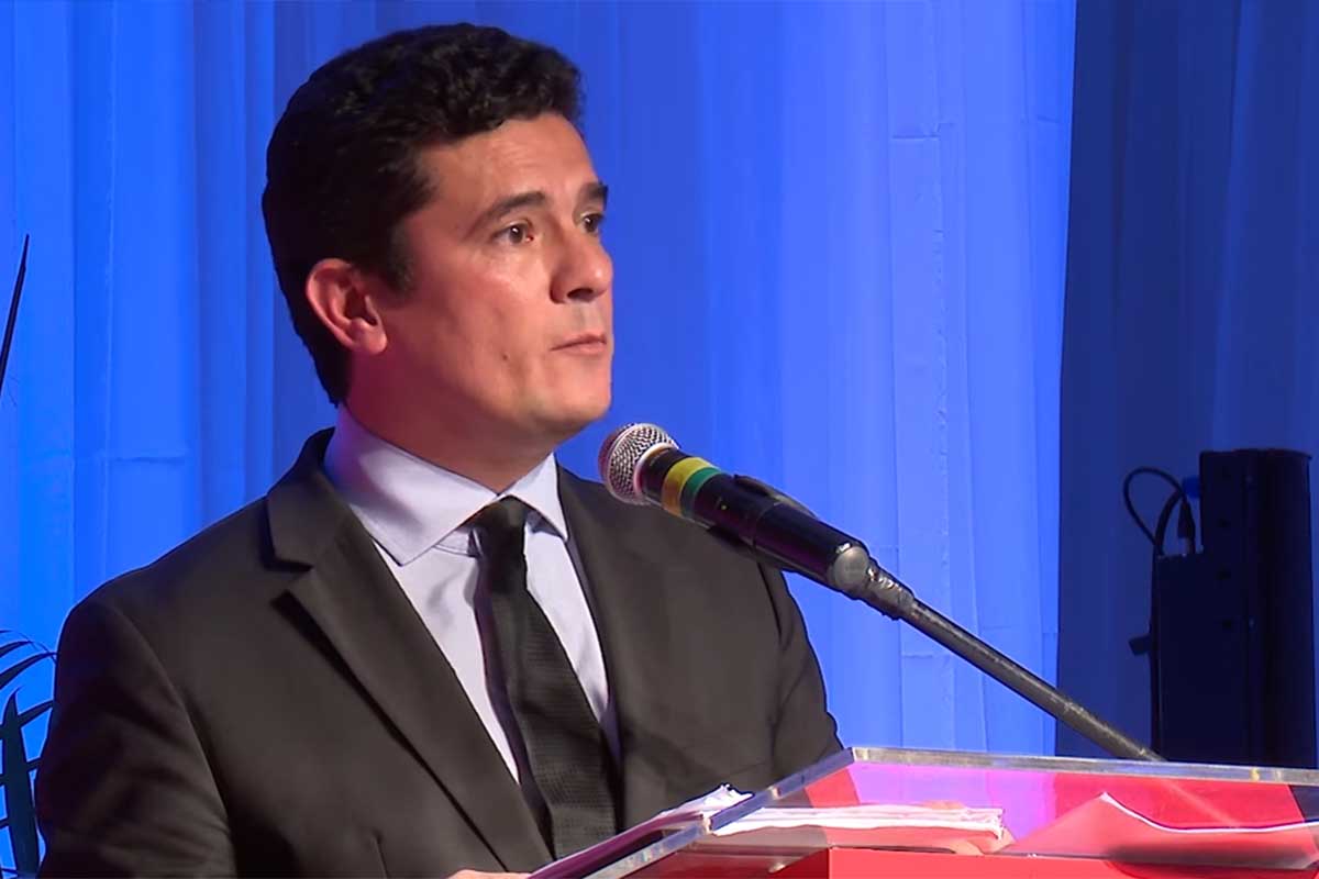 Defesa do ex-presidente Luiz Inácio Lula da Silva denuncia a atuação do juiz Sérgio Moro.