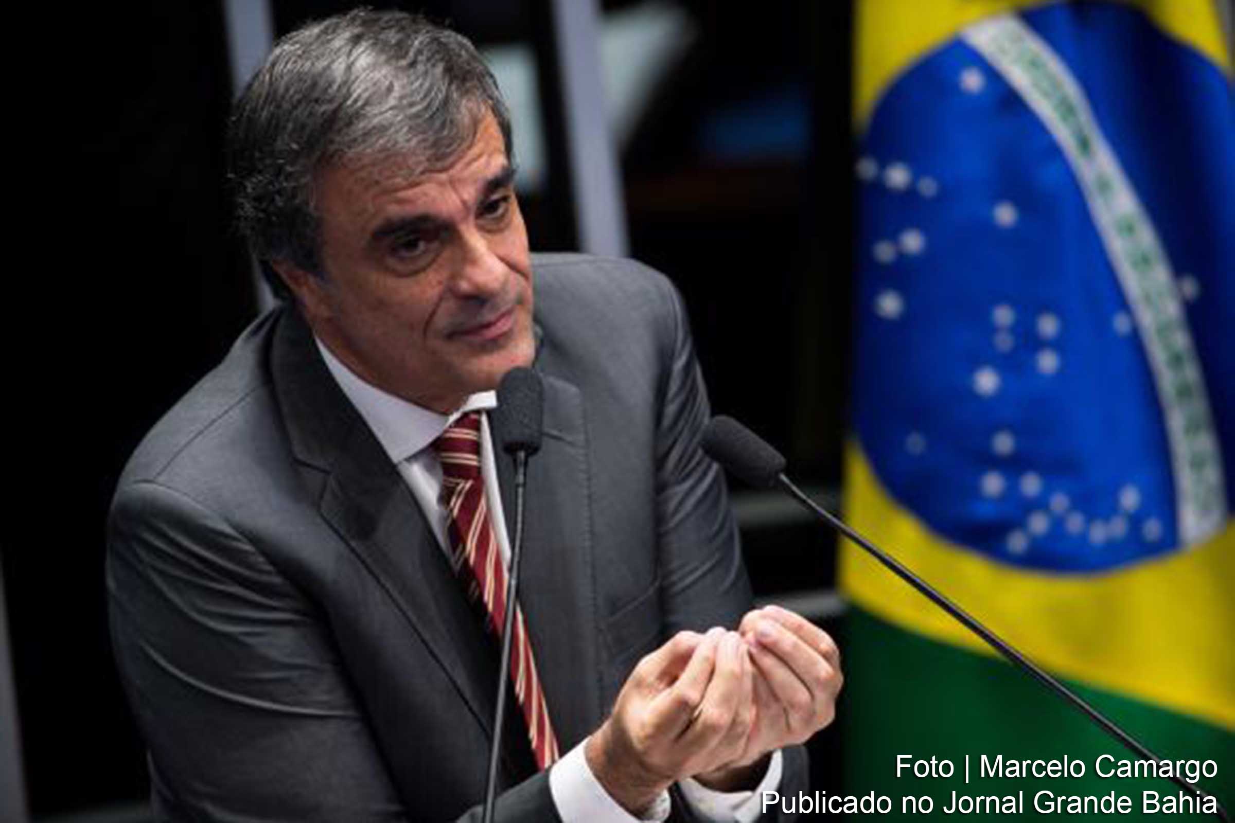O advogado de defesa, José Eduardo Cardozo, fala durante o quinto dia do julgamento final do processo de impeachment da presidenta afastada Dilma Rousseff, no Senado.