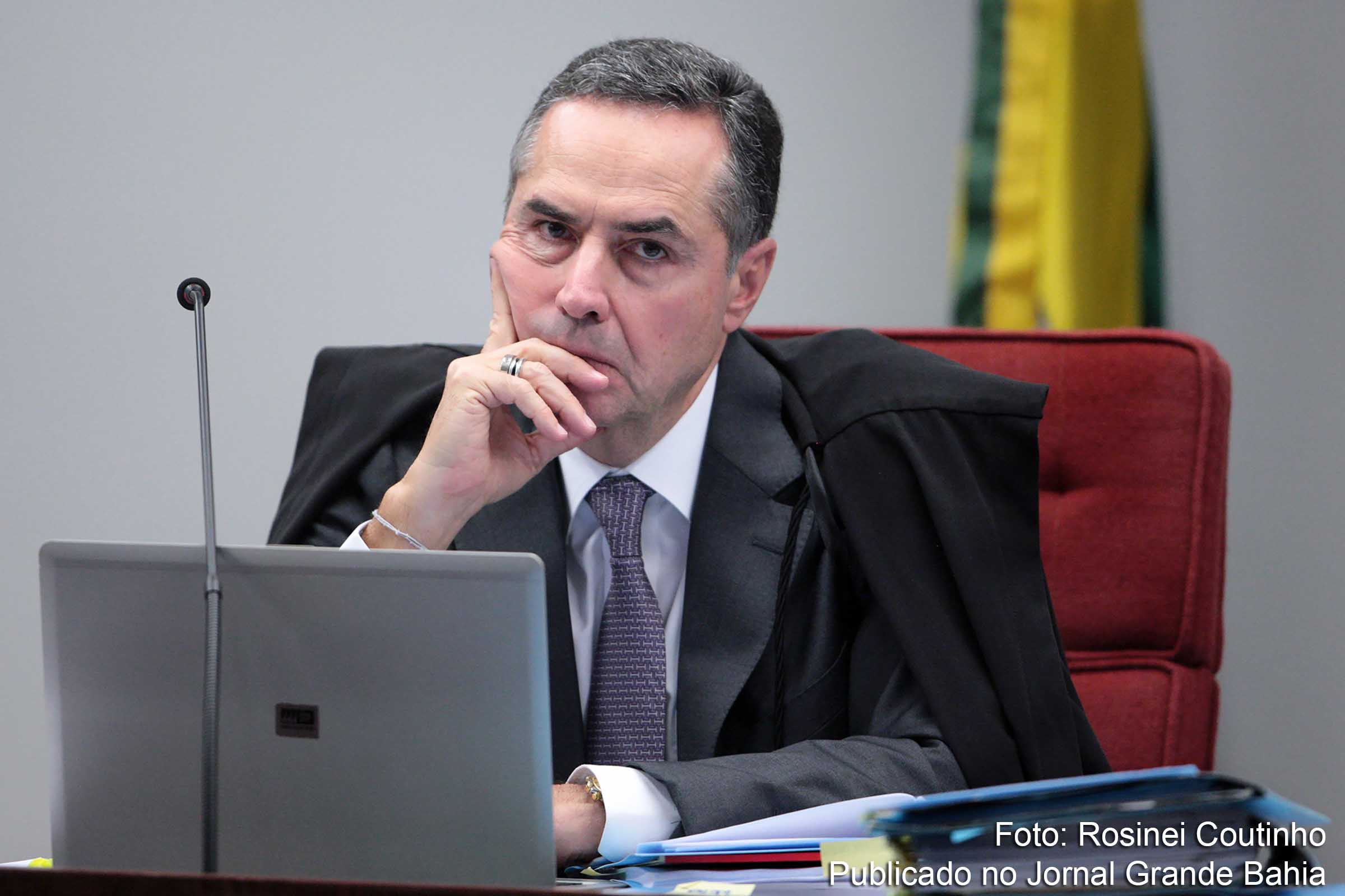 Luís Roberto Barroso: há um fenômeno mundial que é a judicialização da vida.