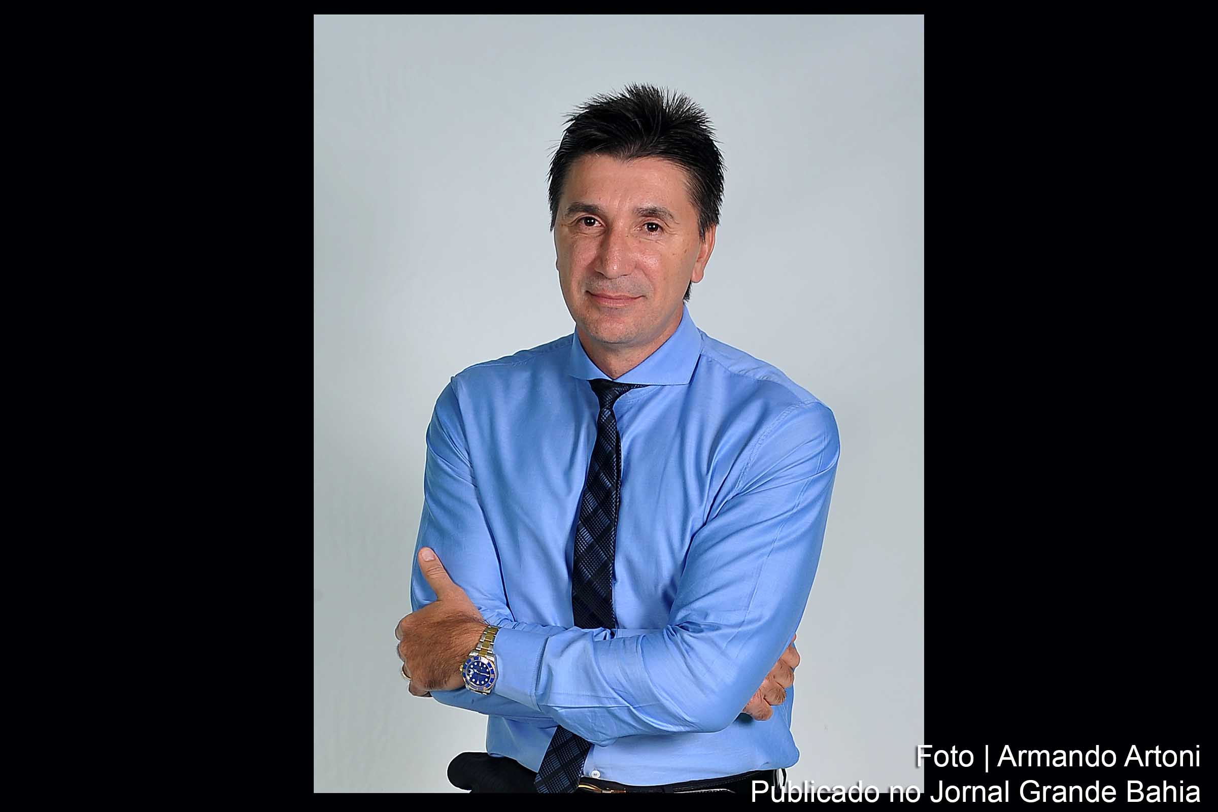 Janguiê Diniz é Mestre e Doutor em Direito.