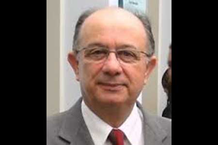 Na ultima pesquisa realizada pelo Ibope em Feira de Santana, aponta o prefeito José Ronaldo de Carvalho (DEM), candidato a reeleição, com 70% das intenções de voto.