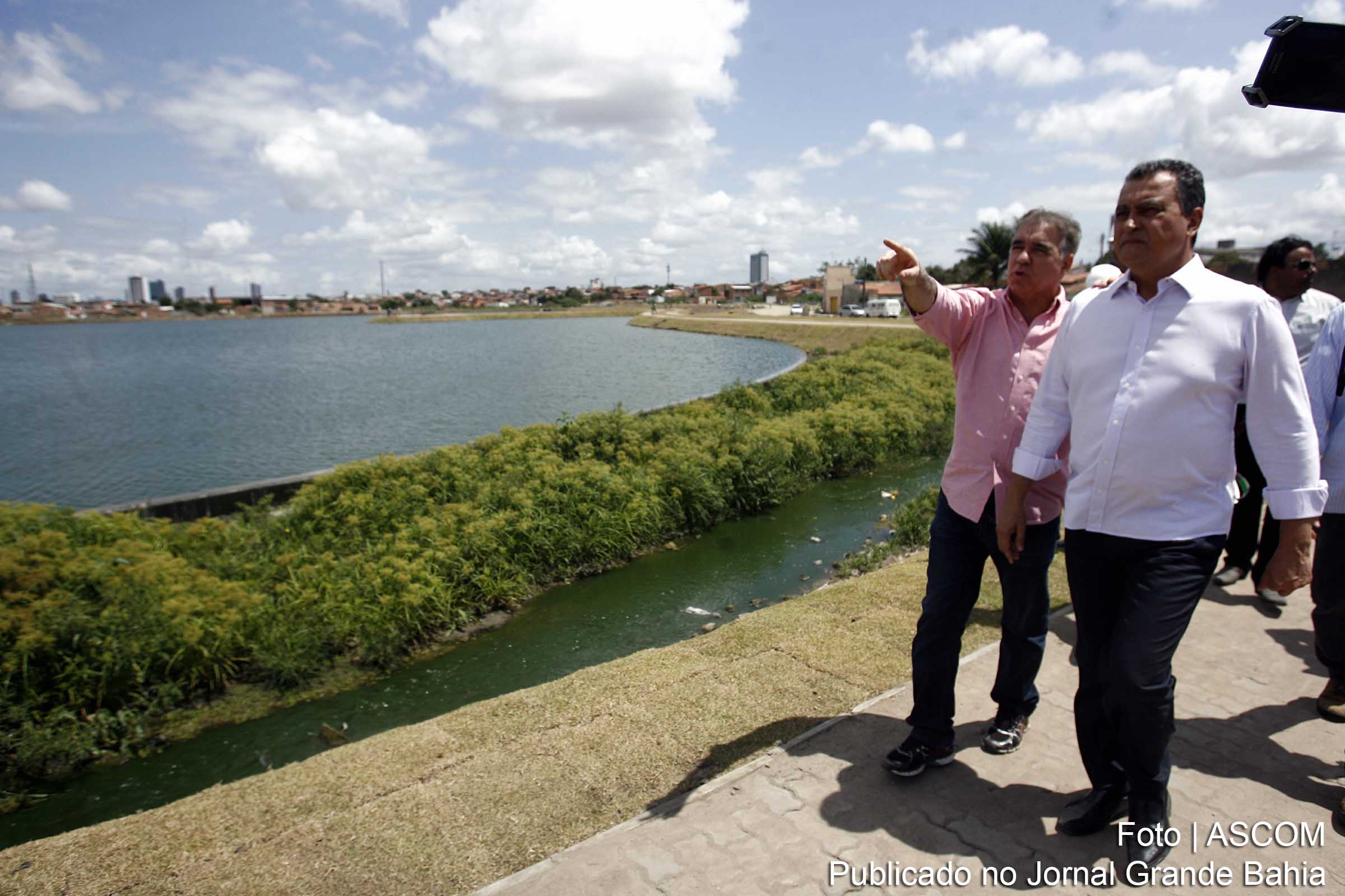 Deputado José Cerqueira Neto (Zé Neto) e governador Rui Costa durante visitas às obras do governo em Feira de Santana.