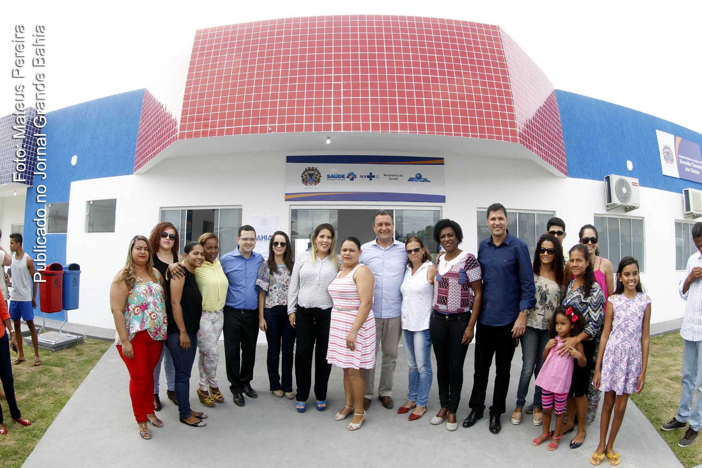 Governador Rui Costa autoriza o início das obras da primeira etapa da ampliação do sistema de esgotamento sanitário do distrito de Itabatã e assina a ordem de serviço para ampliação dos sistemas de abastecimento de água do mesmo distrito e da sede realiza a inauguração do calçamento de várias ruas do município e entrega cinco Unidades Básicas de Saúde (UBS) no município de Mucuri.