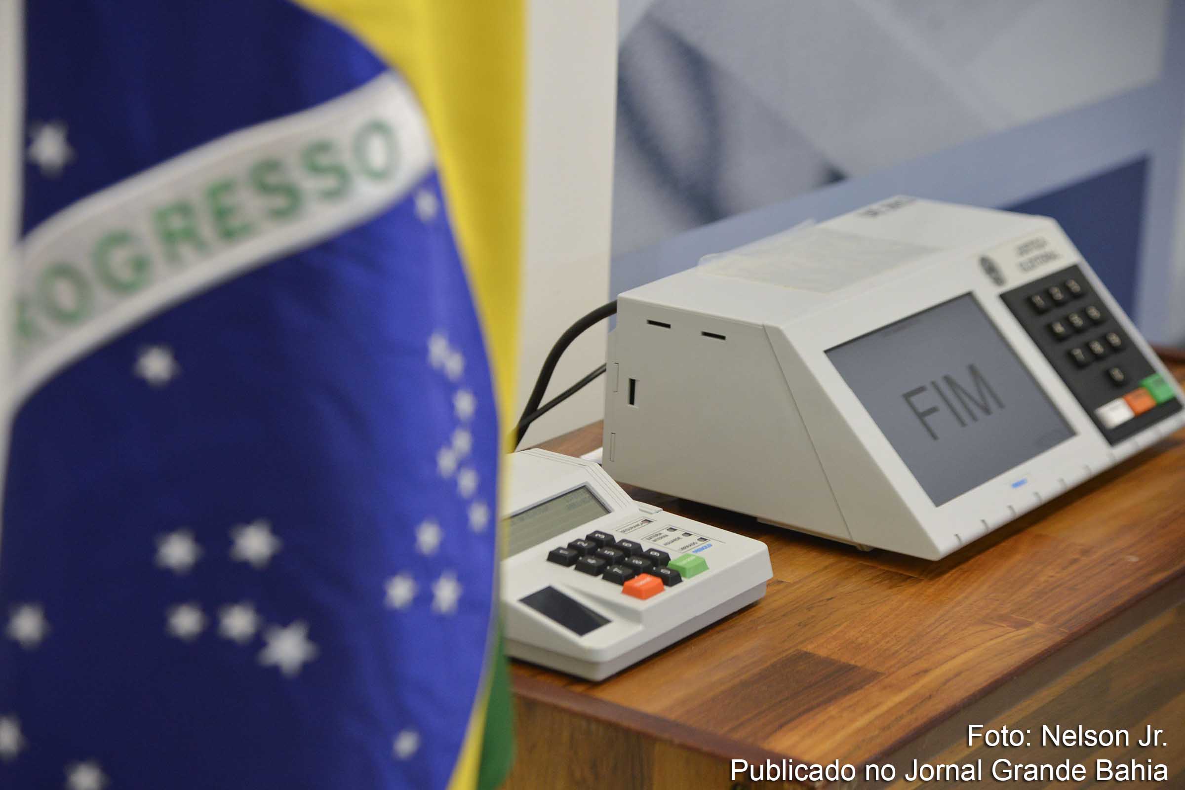 Artigo aborda processo eleitoral e escolha política.