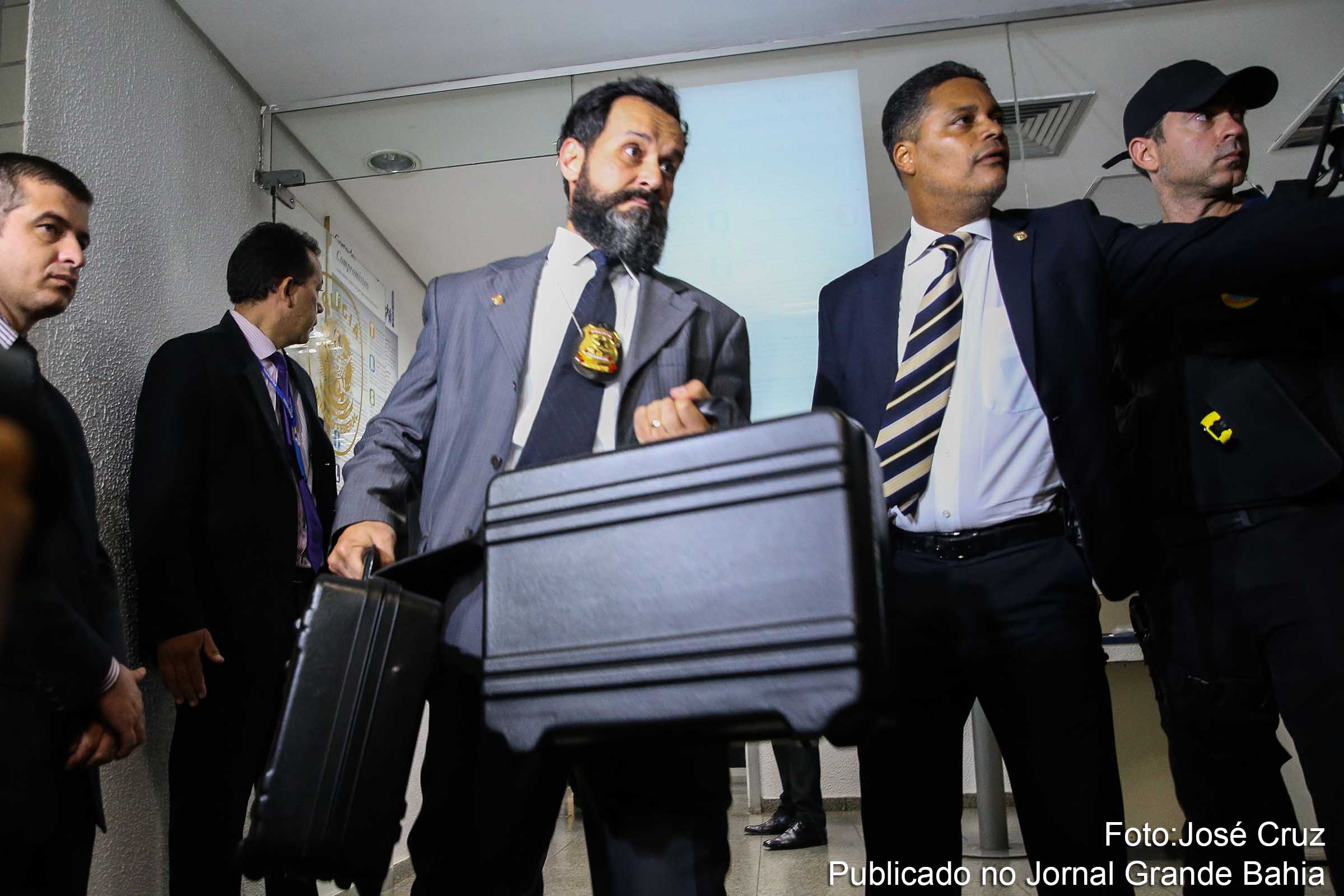 PF prende agentes da Polícia Legislativa acusados de atrapalhar Lava Jato.