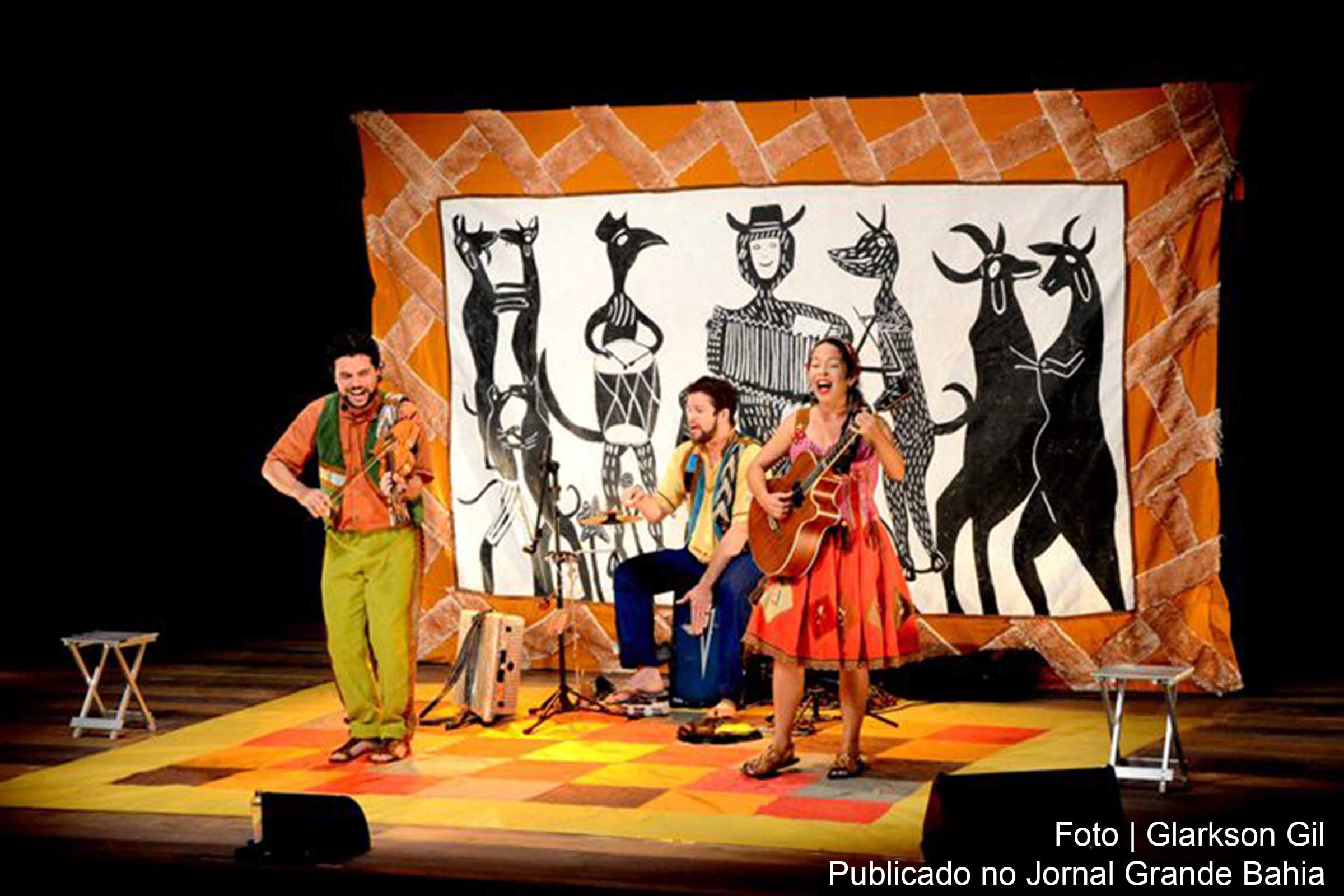 Cena da peça teatral 'Um sonho de rabeca no reino da bicharada'.