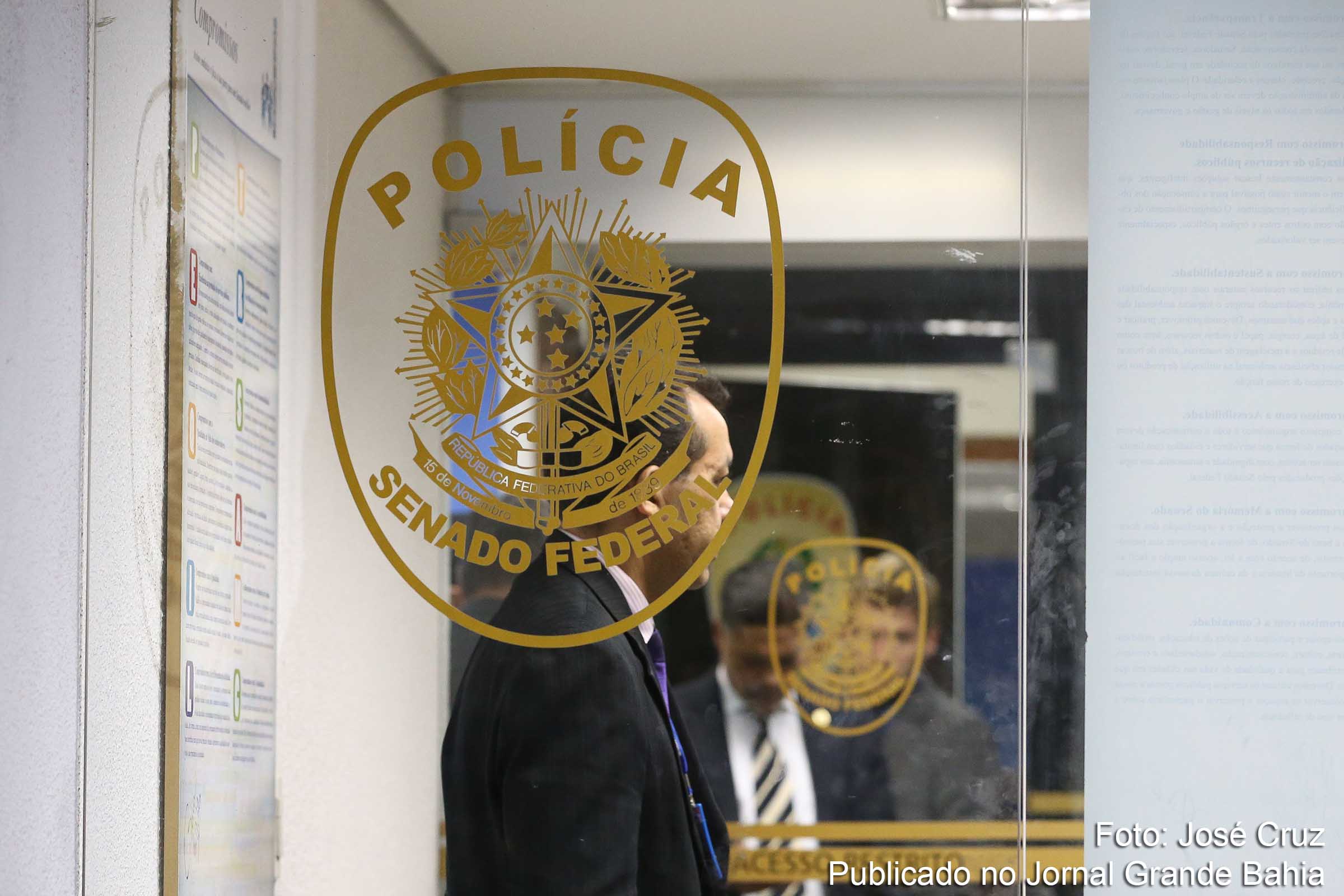 A Polícia Federal prendeu policiais legislativos suspeitos de atrapalhar a Operação Lava Jato.