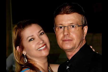 Os anfitriões do próximo sábado, do enlace matrimonial de Victor e Morgana, na Mansão 888, os pais dele Rita Cassia Lemos Dórea e Miguel Fernandes Dorea .