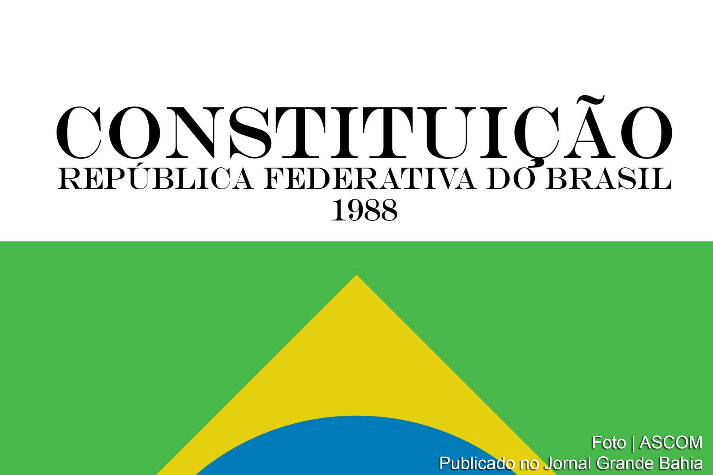 A Constituição representa o mais importante documento de um Estado.